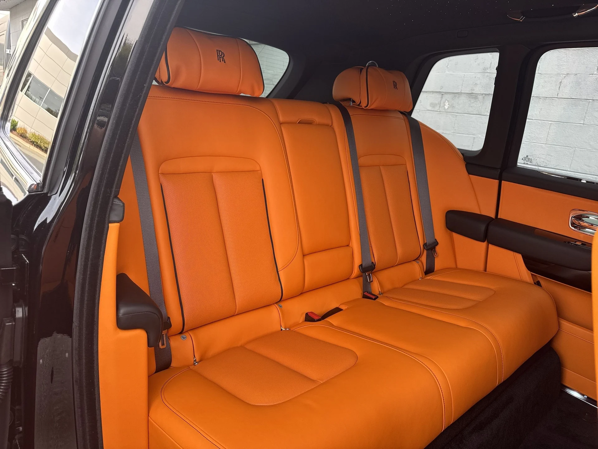 mph025_3708021366_1a0dcb49987a4b42d8130880a3c99215x_a4081cb791