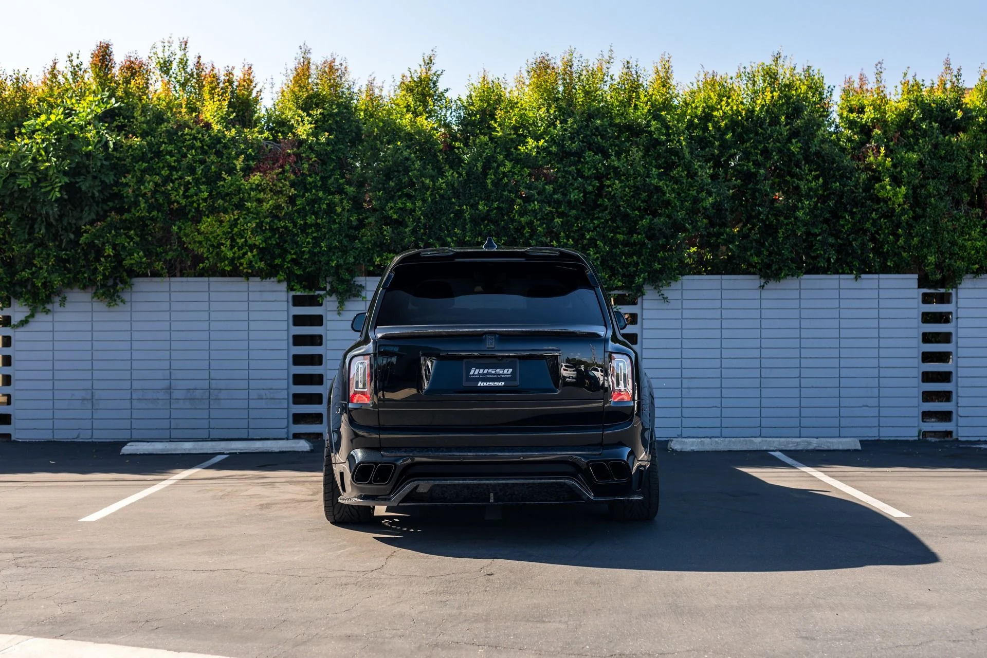 mph025_3716423374_Used_2021_Rolls_Royce_Cullinan_1698712228_3663fc9684