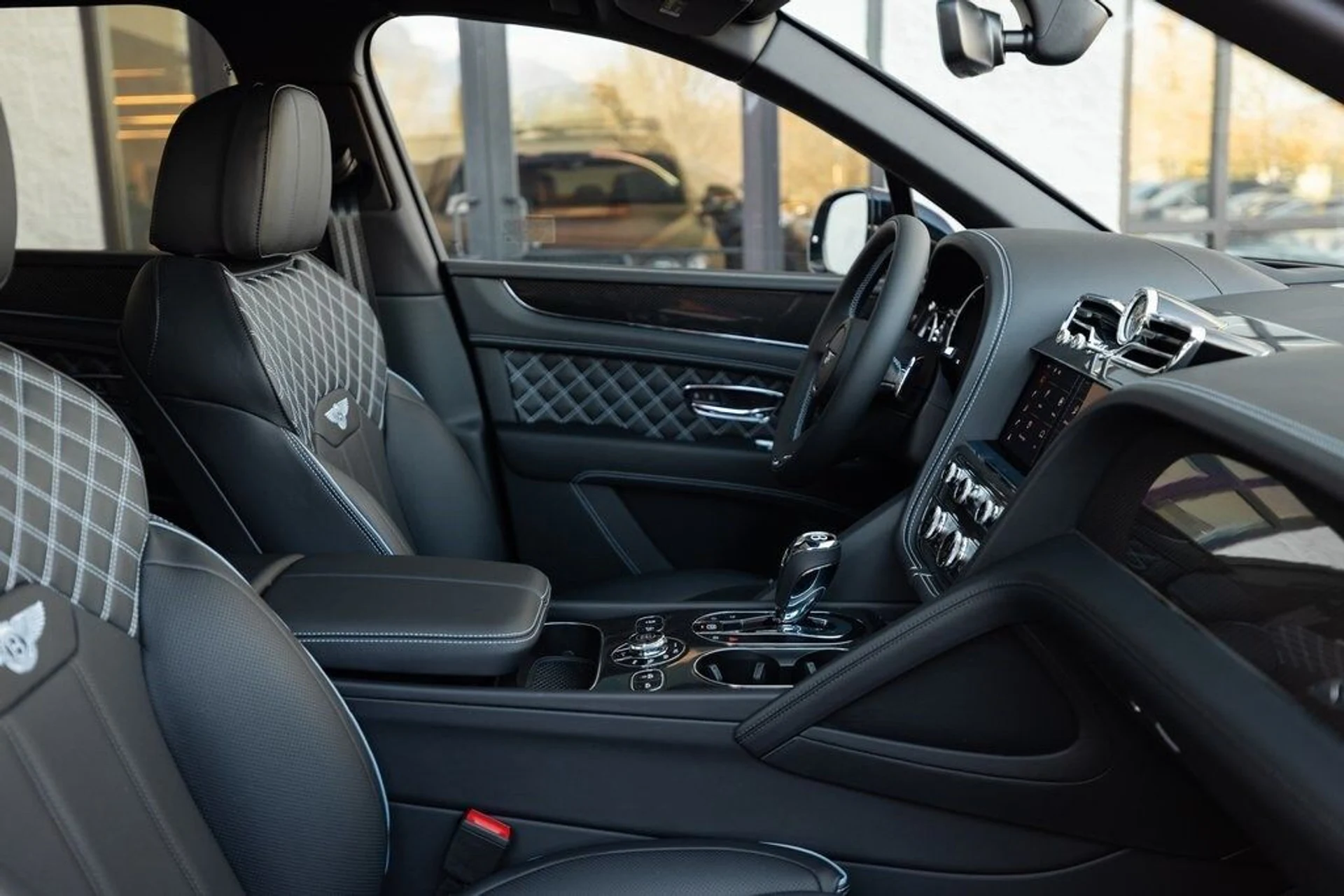 mph025_372147786_79a1abb0602622fed3cb8619e66884b0x_a302b816df