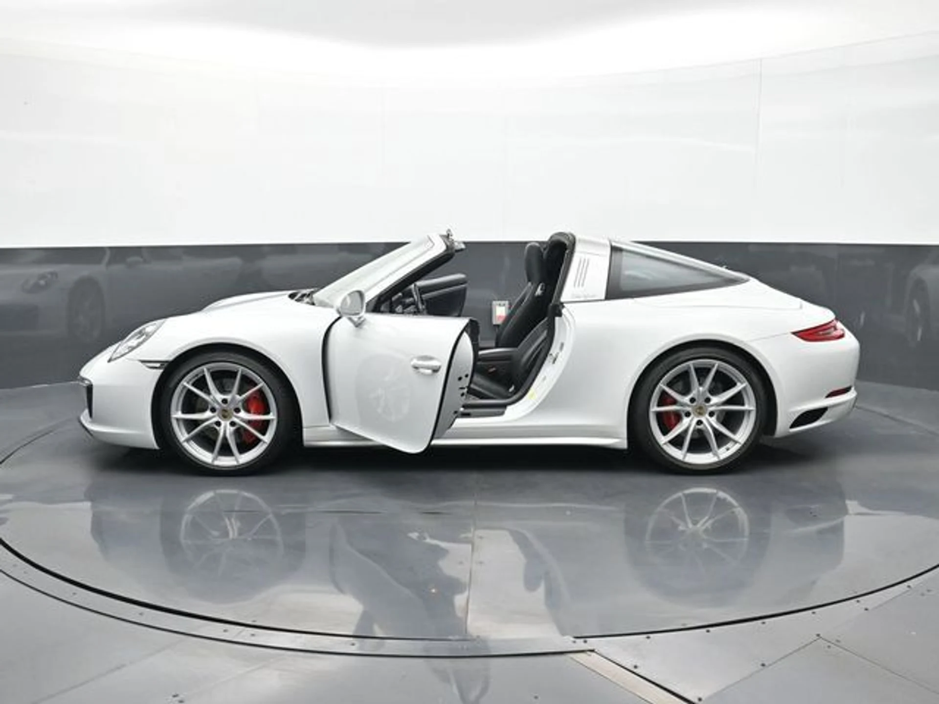 mph025_3728901836_16f5dbb6a0d19e78b44d201f158e0895x_e3c5f5d64c