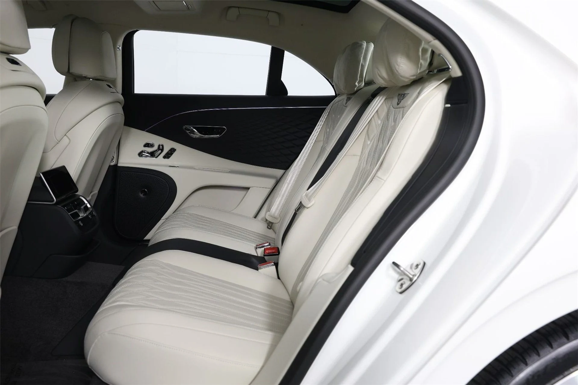 mph025_3738044759_c839ce7f67674034dc6c6a57d77f681a_e566fd4aa3