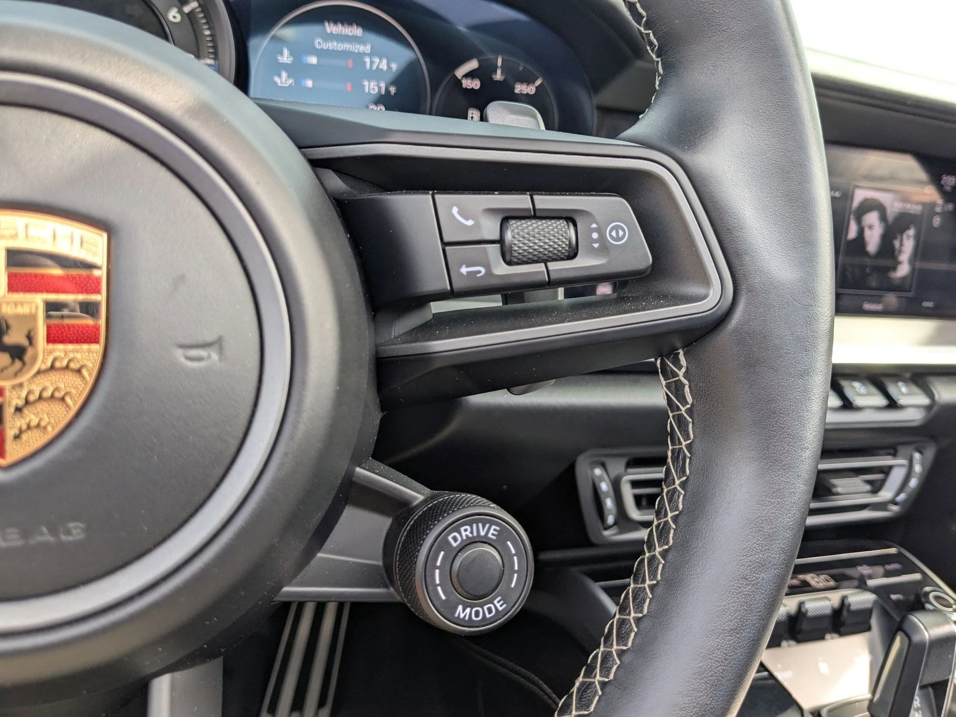 mph025_3741407028_12218502fd4bb53f796454b247e3ee5f_f6d378971d