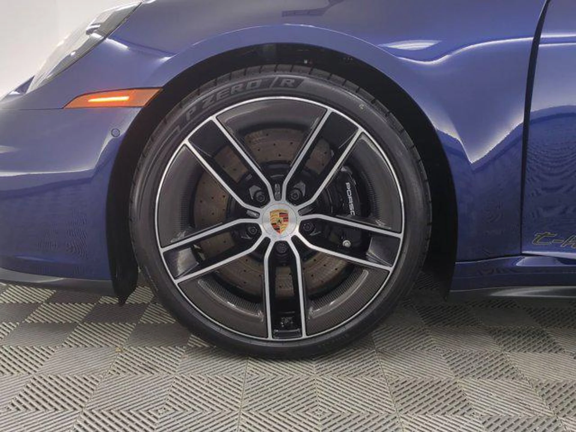 mph025_3747235779_Raiv_Ja_CN_5u5q_Kf_N_Ra_A_Zb_QBJ_Sg_Q_86d88c055b