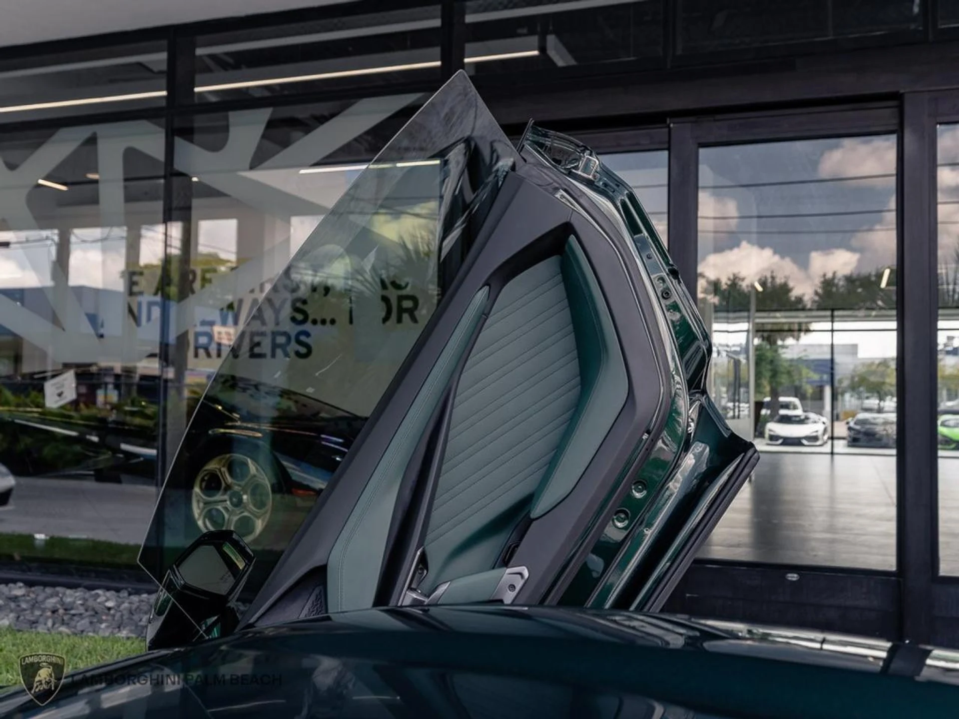 mph025_3748437332_c093127fb249681f253497805de851f1_33f5351874