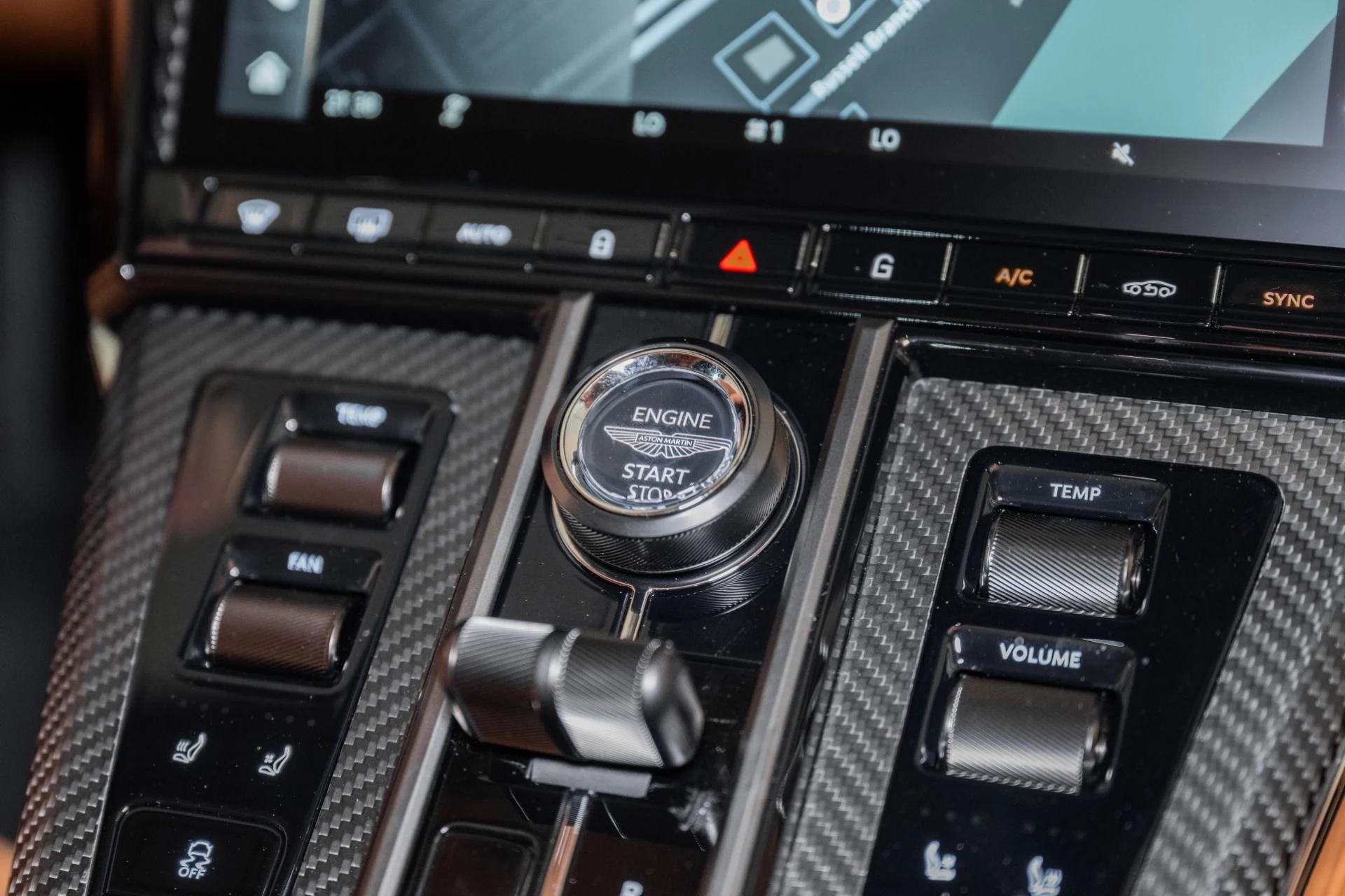 mph025_3755359068_New_2026_Aston_Martin_Vantage_S_1778078378_9530cbfdea