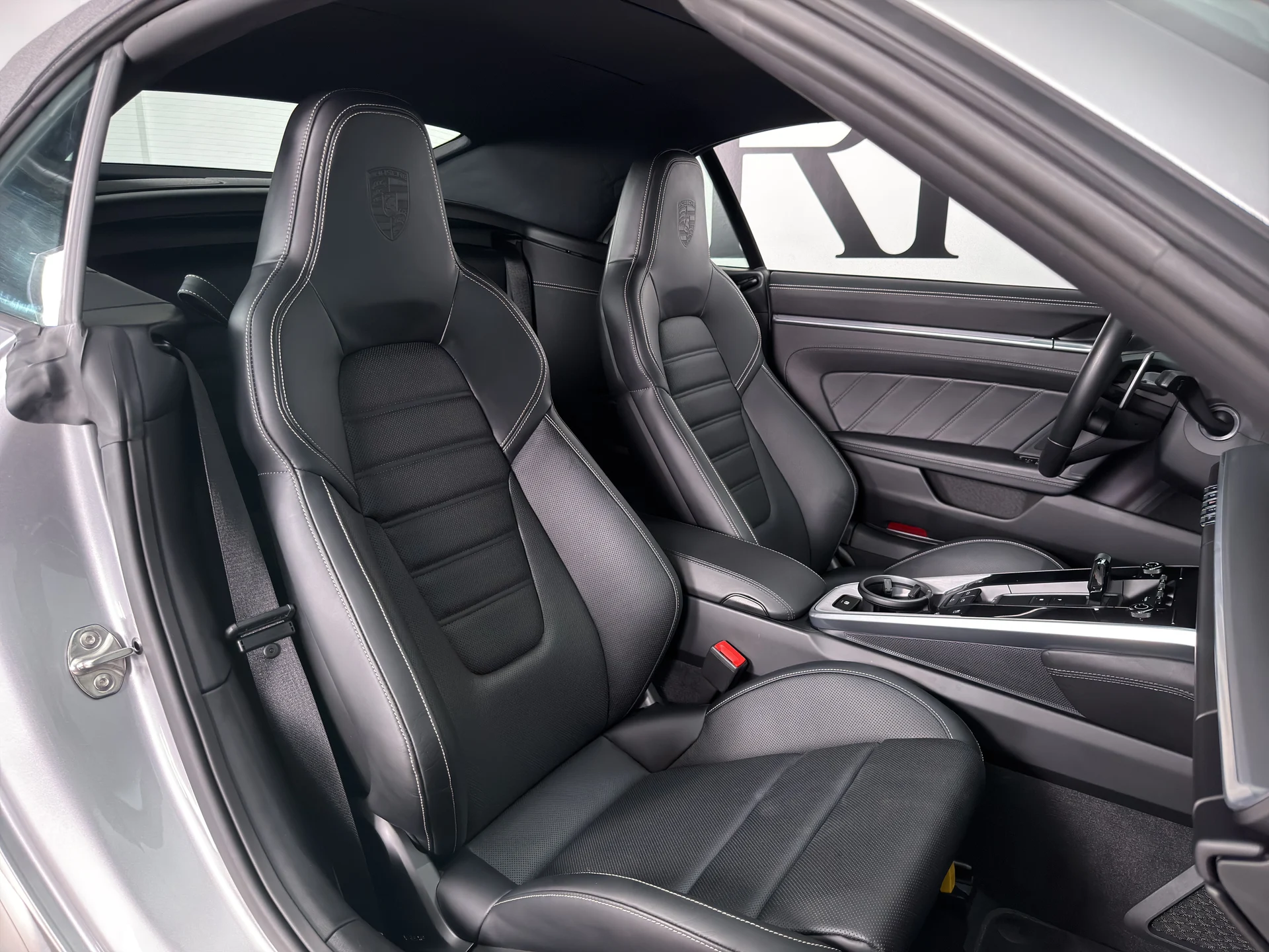 mph025_375836835_CC_3763_interior_005_eb7862fce2