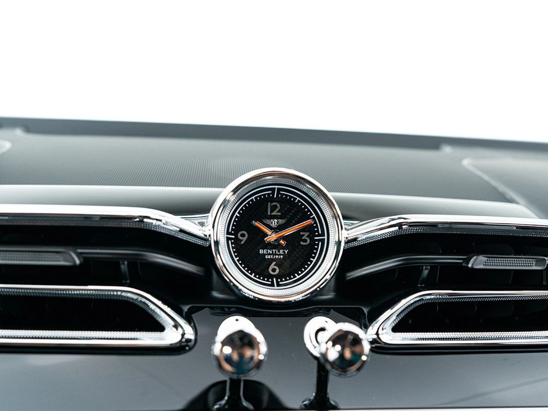 mph025_3765587671_ecc9d94bef8bd4556e5cd3610cc32a68_fcd1157ef9