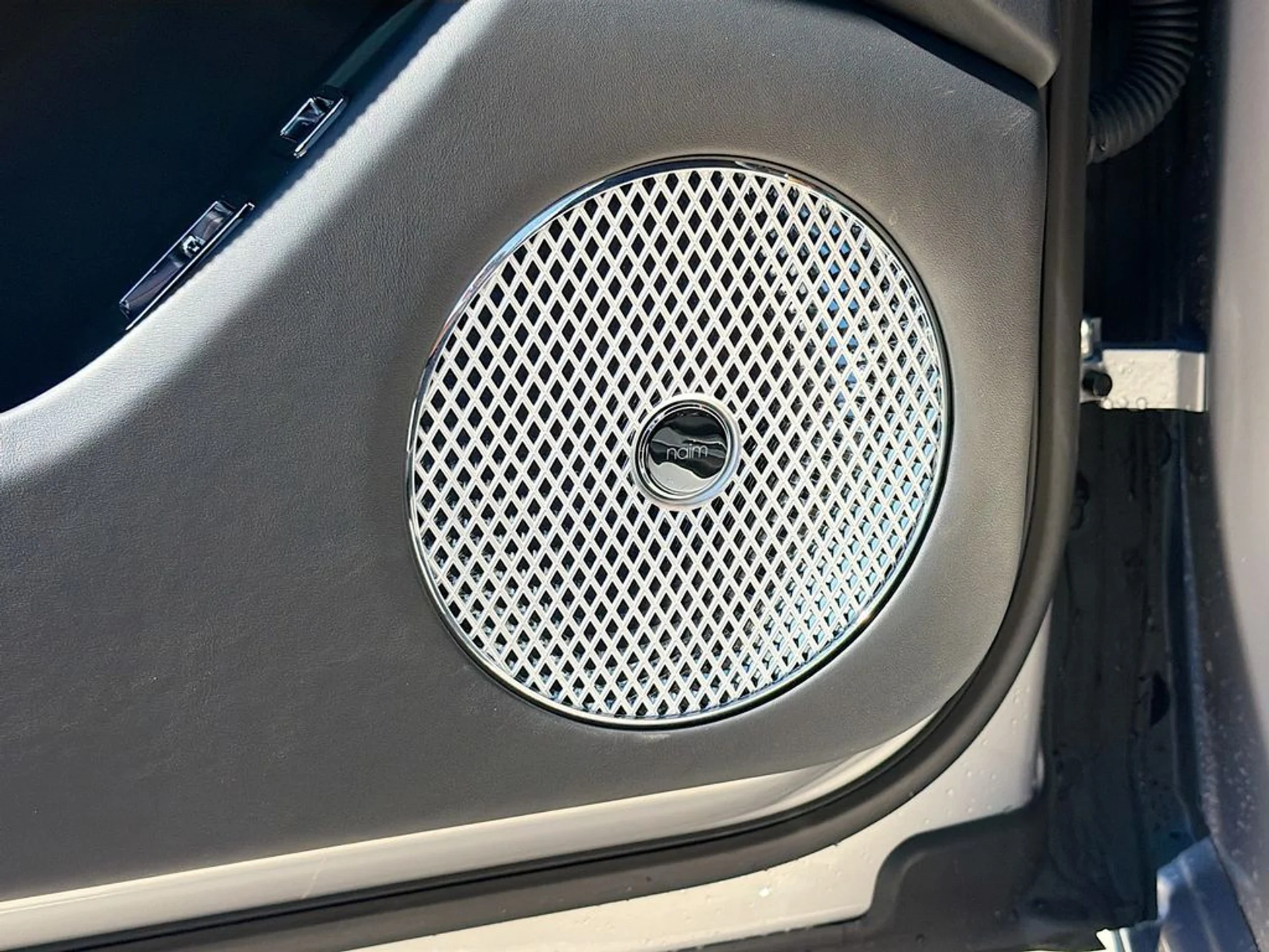 mph025_3765646820_b457a291cf4eca1b0ec5a7ffca96a8b6x_a851dbe7bb