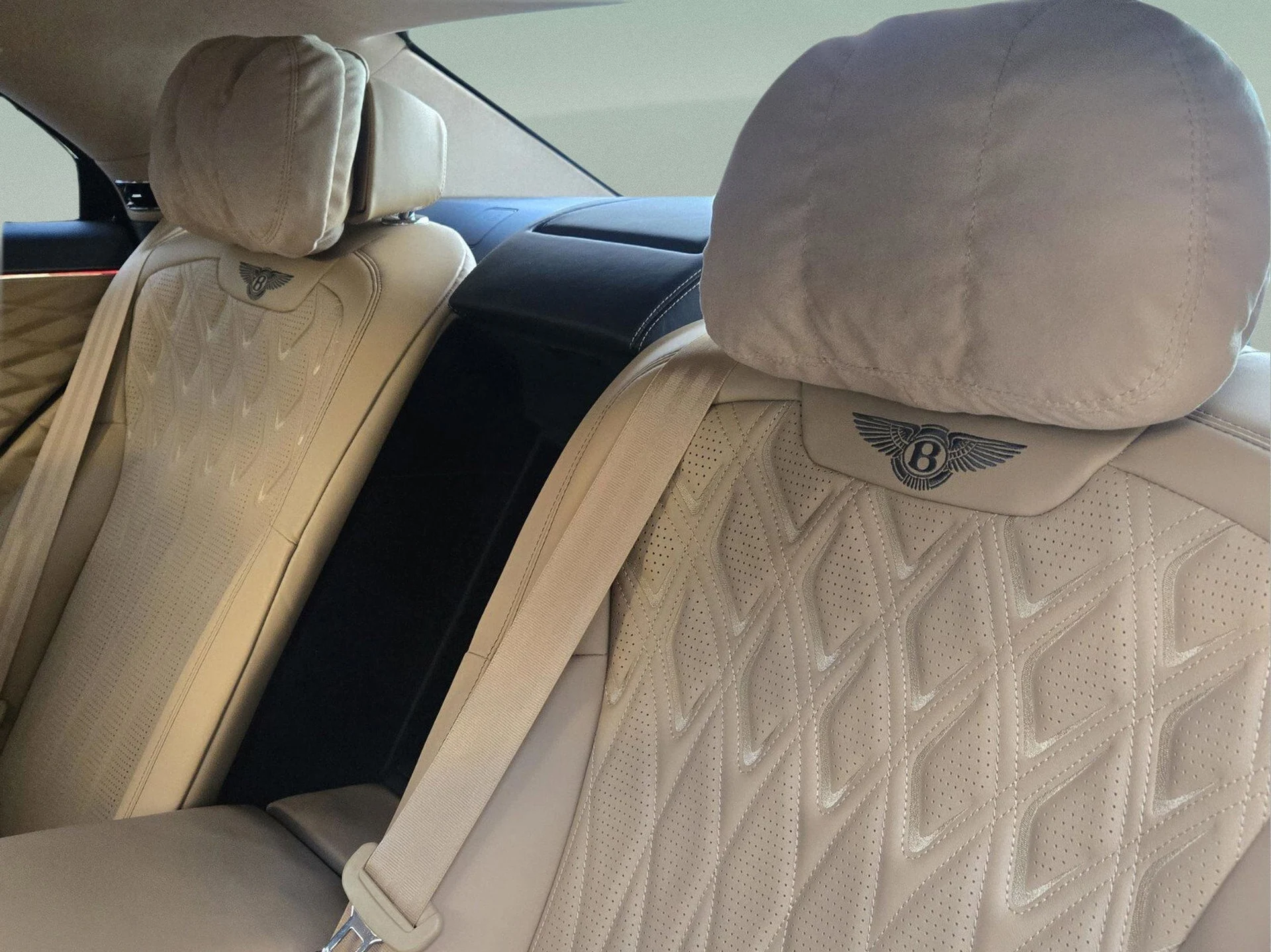 mph025_3767713076_73337fa11e459201a0751a91944c8737x_a7a20af2c5