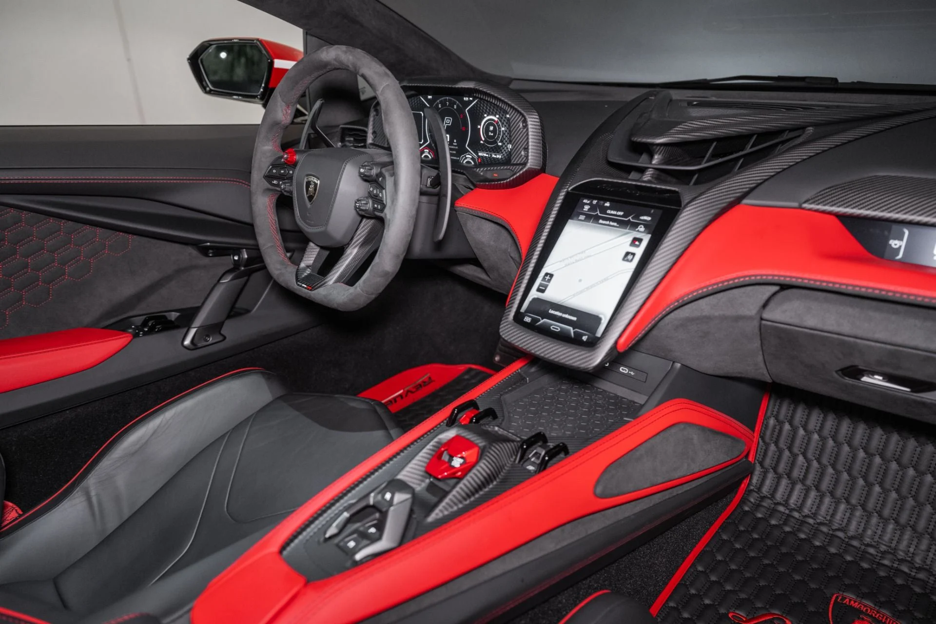 mph025_3771383242_Used_2024_Lamborghini_Revuelto_1754711013_b1845a3af9