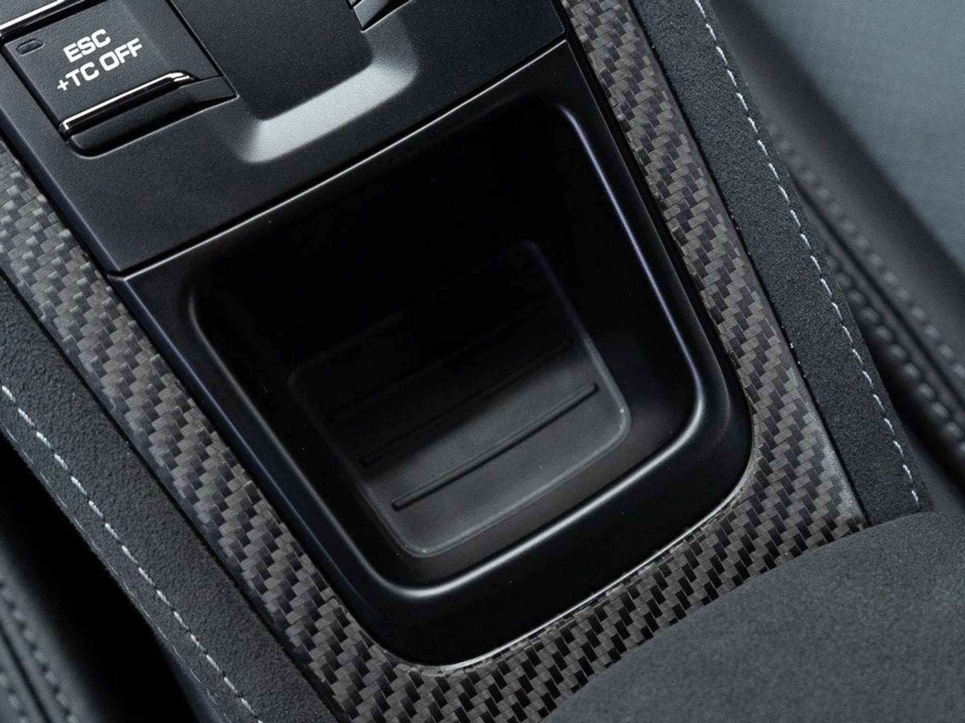 mph025_3777607090_87b138bf036eab143aa3317862c43048_f9a04263aa