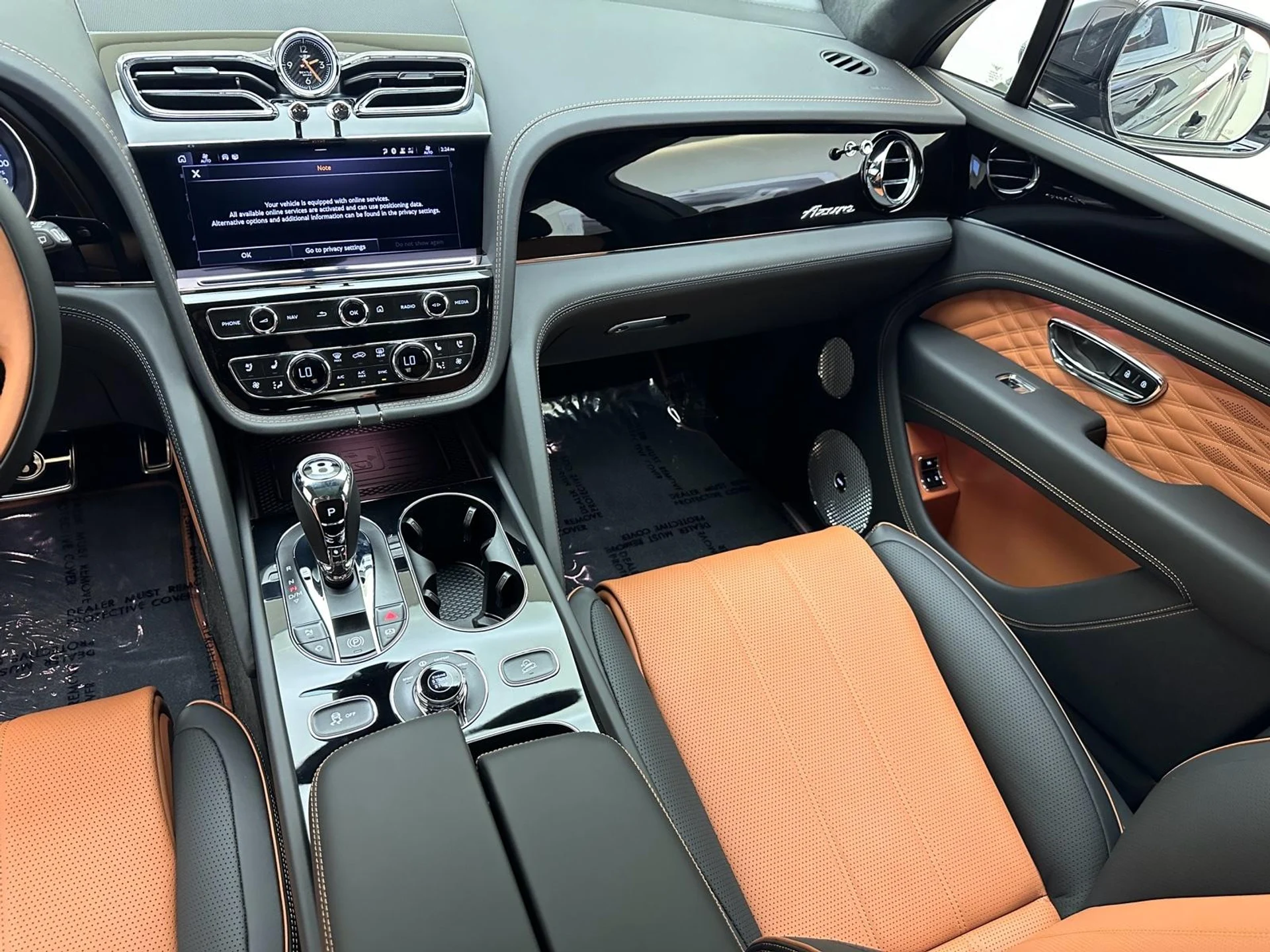 mph025_3781165599_Used_2024_Bentley_Bentayga_V8_1773982915_9e15faced4