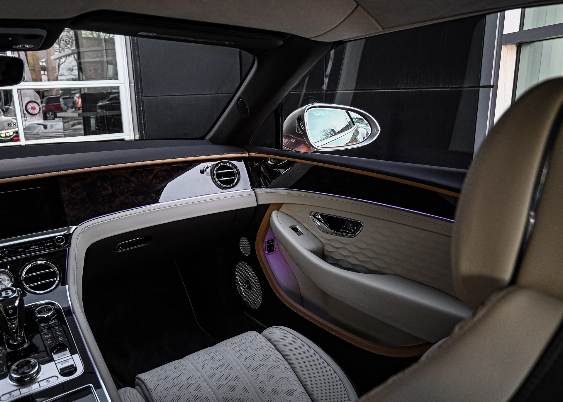 mph025_3782931888_4410a939_d0c2_43ab_9b55_07341002b086_5283a689d7