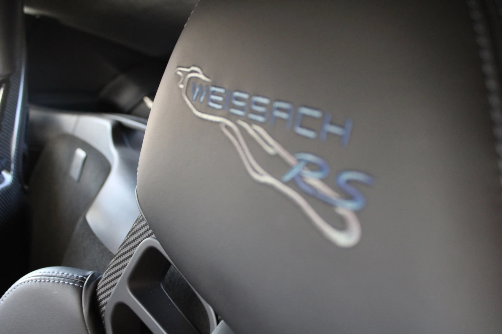 mph025_3793158242_9ef5318206a50d9807681c2aff2b18f3x_1882395953