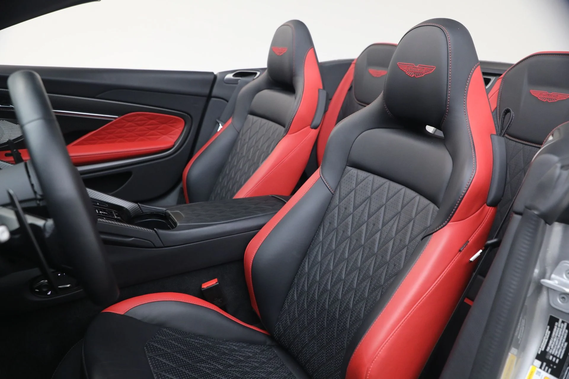 mph025_3793450114_Used_2024_Aston_Martin_DB_12_Volante_1789831142_ef62bfc6c0