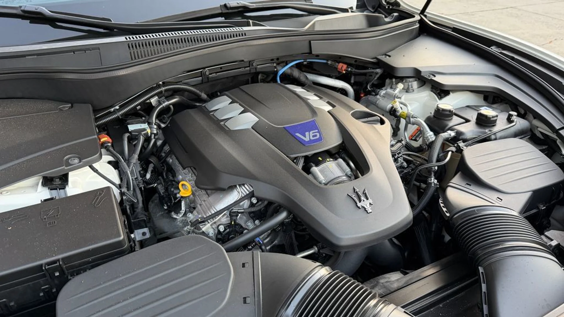 mph025_3795707402_4a2405b75e23488d911cfcb5356ee4b3_830f3249a2