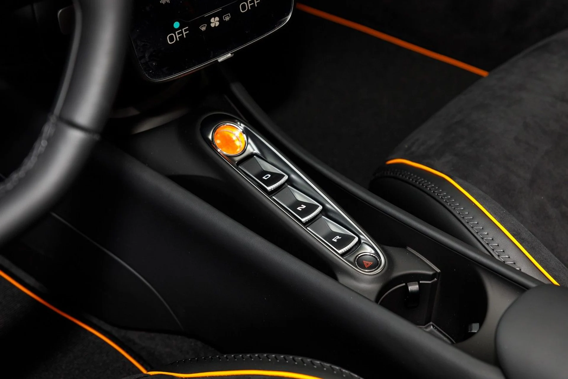 mph025_3799729285_636_p26_l_d004476cd4