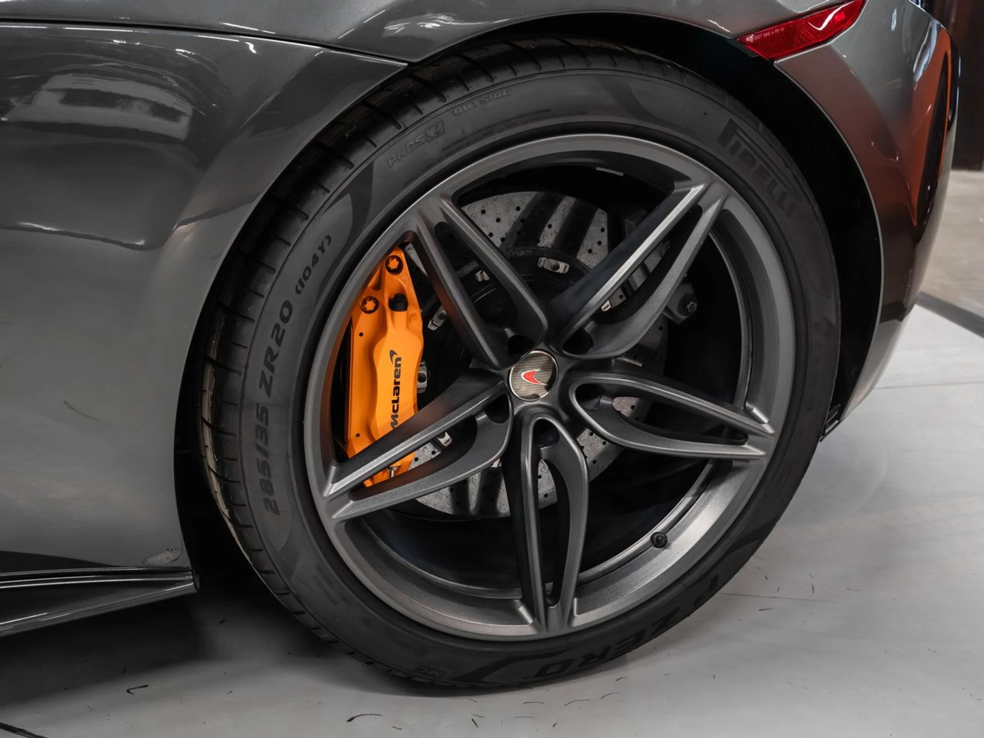 mph025_3812007102_mclaren_570s_2018_a1787d2442