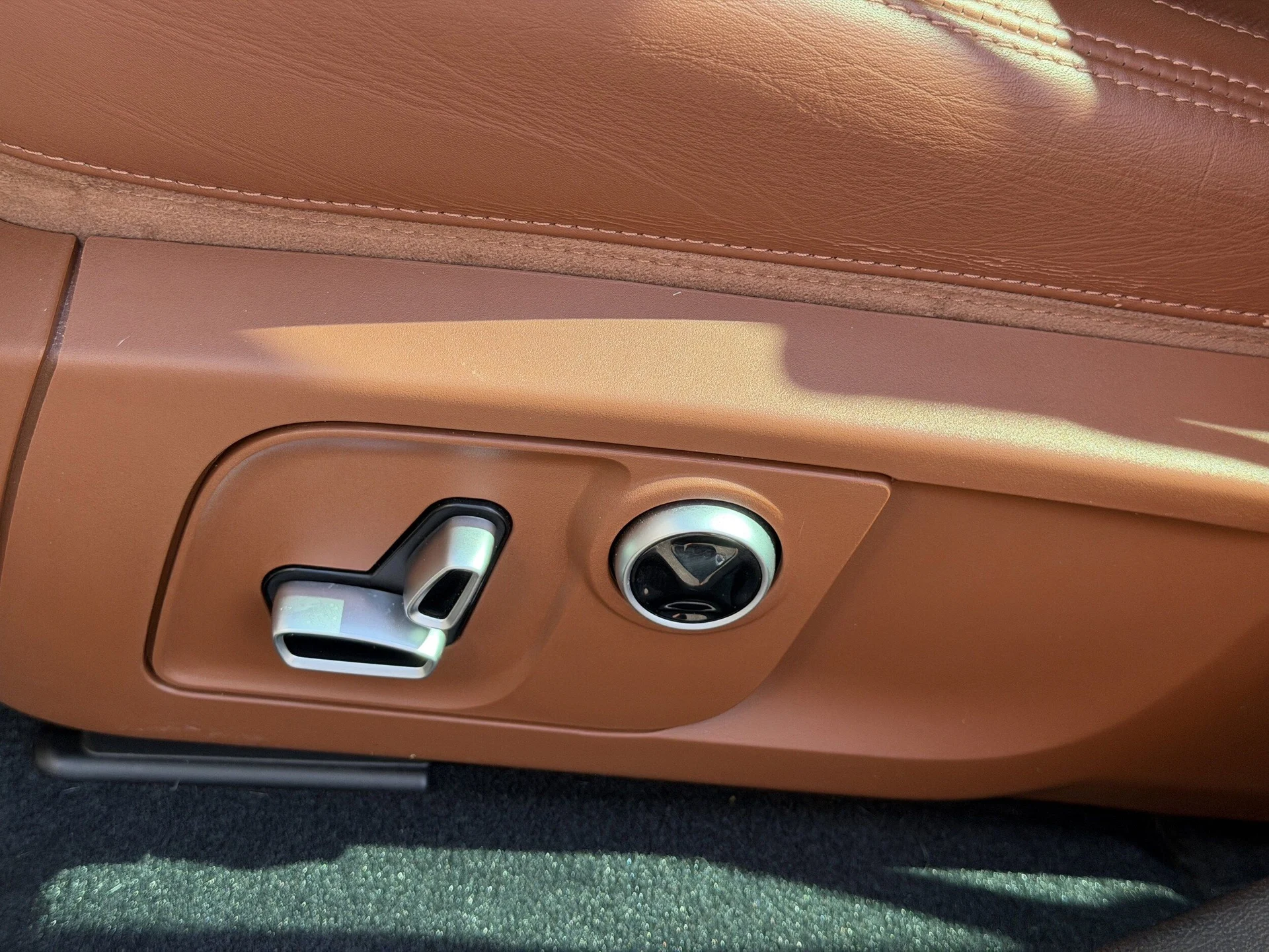 mph025_3812024248_f88473d19f6321e0d1e582d22d82414fx_11cff09d34