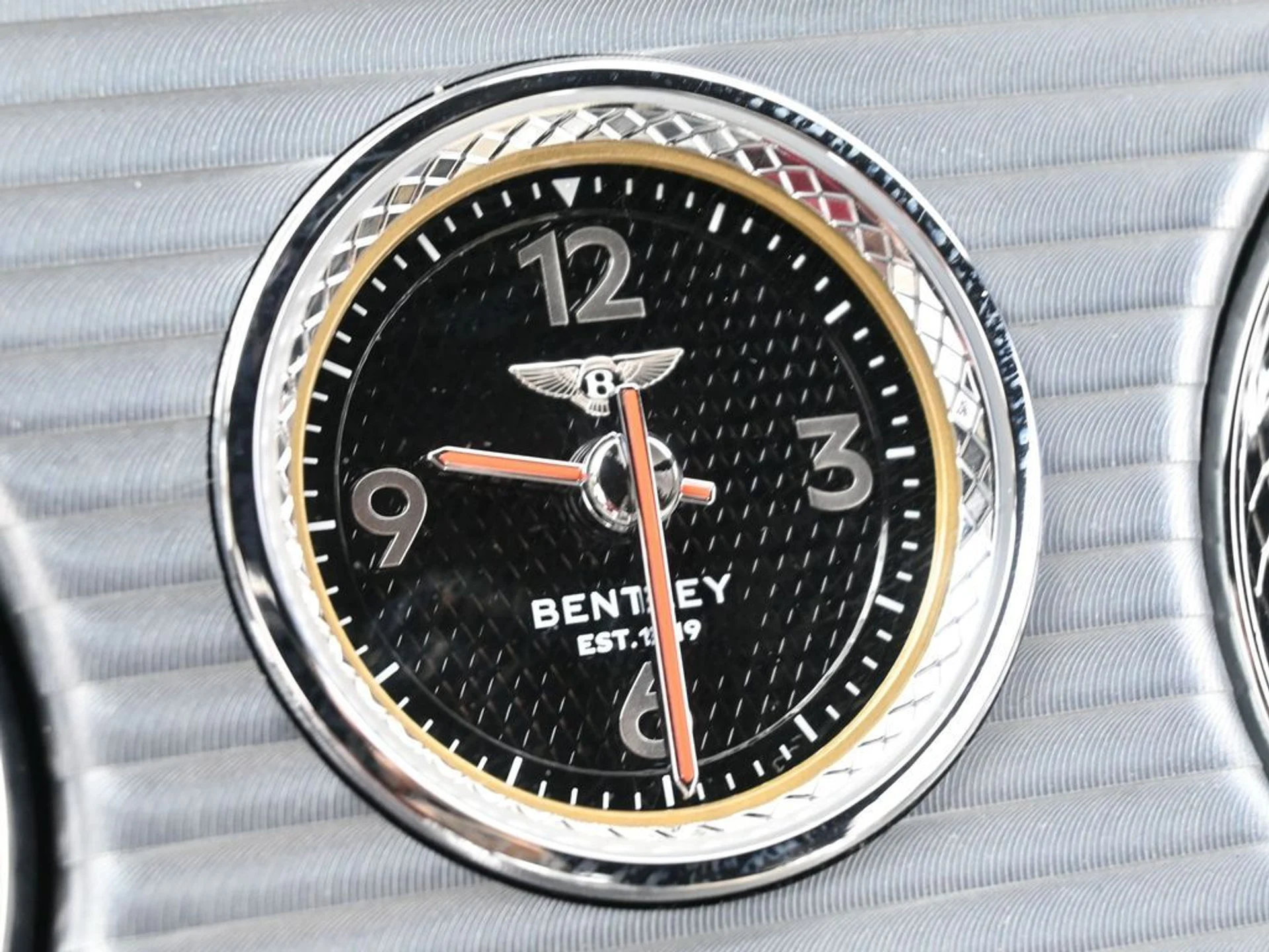 mph025_3813495431_356485fa08296b7b2dbbe83747b4380fx_3c3d4cca66