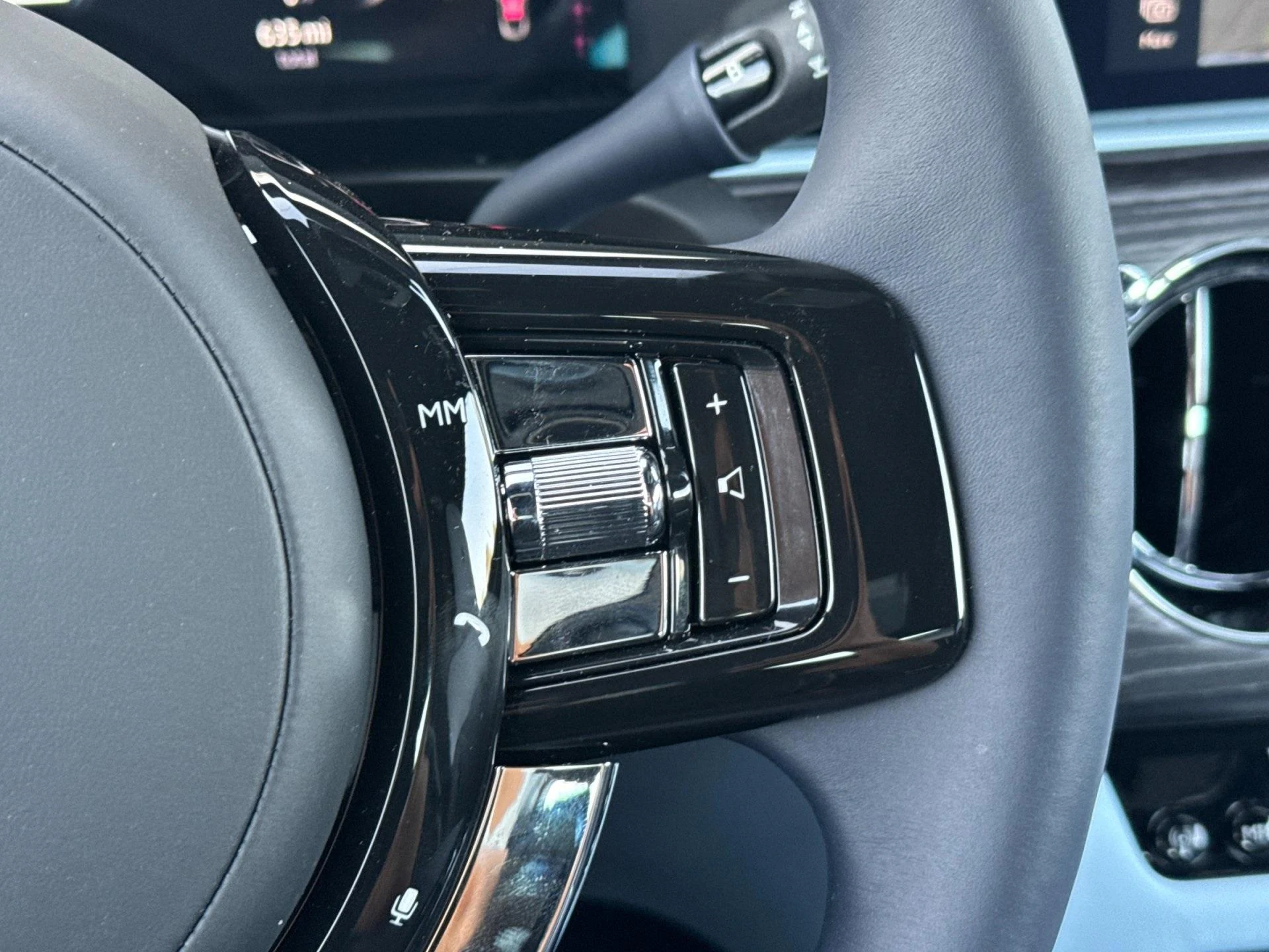 mph025_3822293007_Used_2025_Rolls_Royce_Spectre_Provenance_CPO_1771668647_417333404a