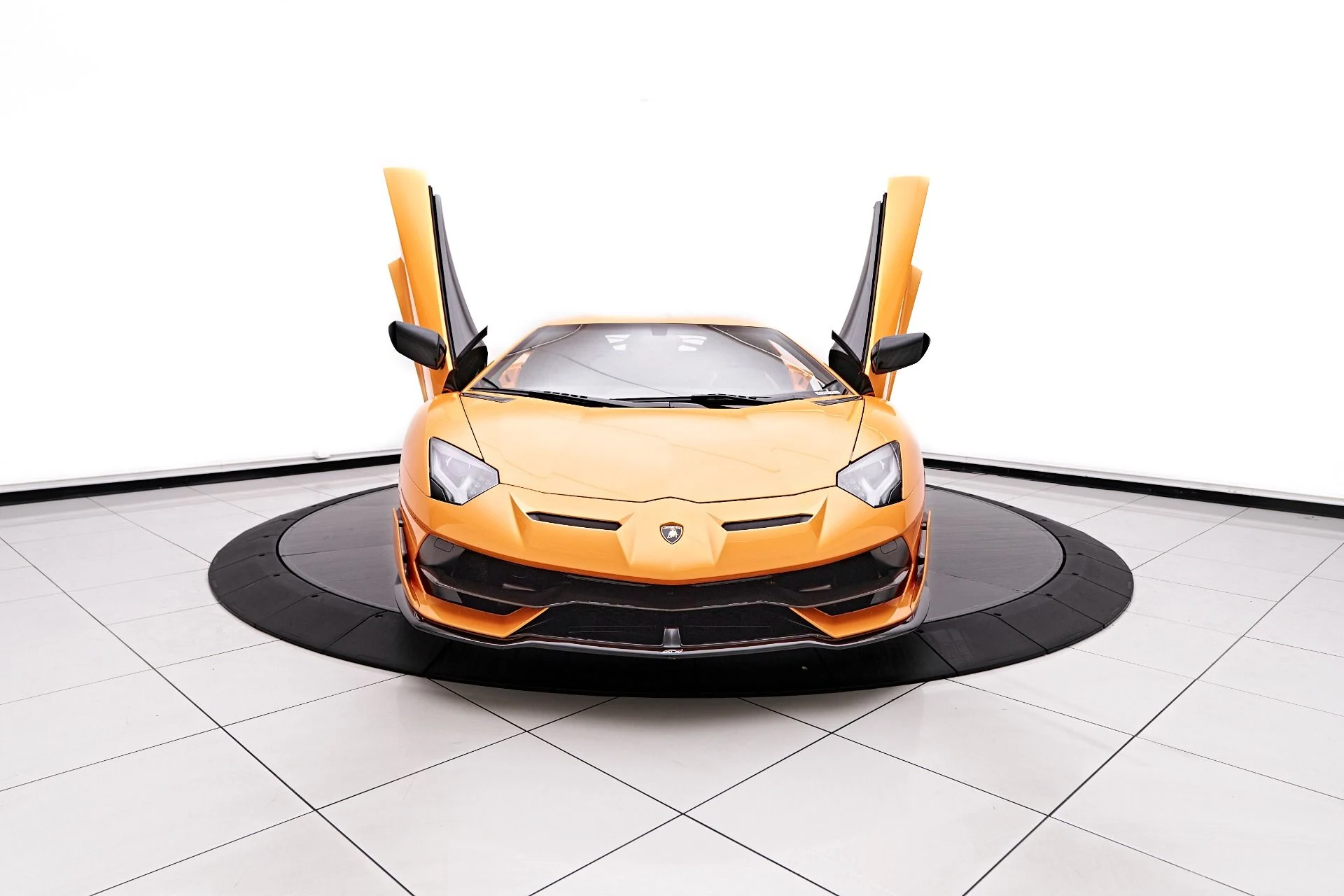 mph025_3824068983_Used_2021_Lamborghini_Aventador_SVJ_Base_1755224573_f5d902c11f