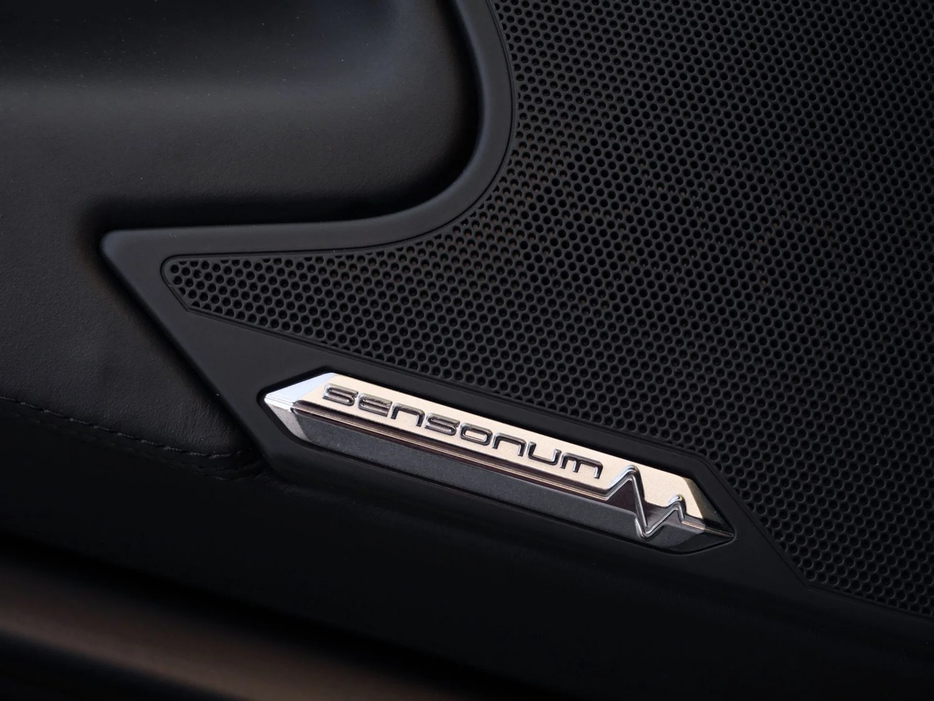 mph025_3828682185_1b933aefa96656321b73ad246aa7c52fx_8cafb34278