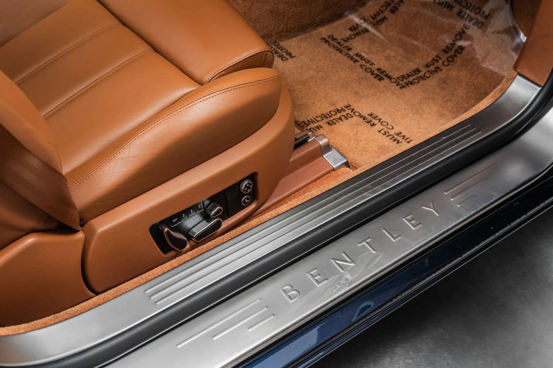 mph025_3833506305_Used_2007_Bentley_Continental_GTC_1756147829_c4ad464a59