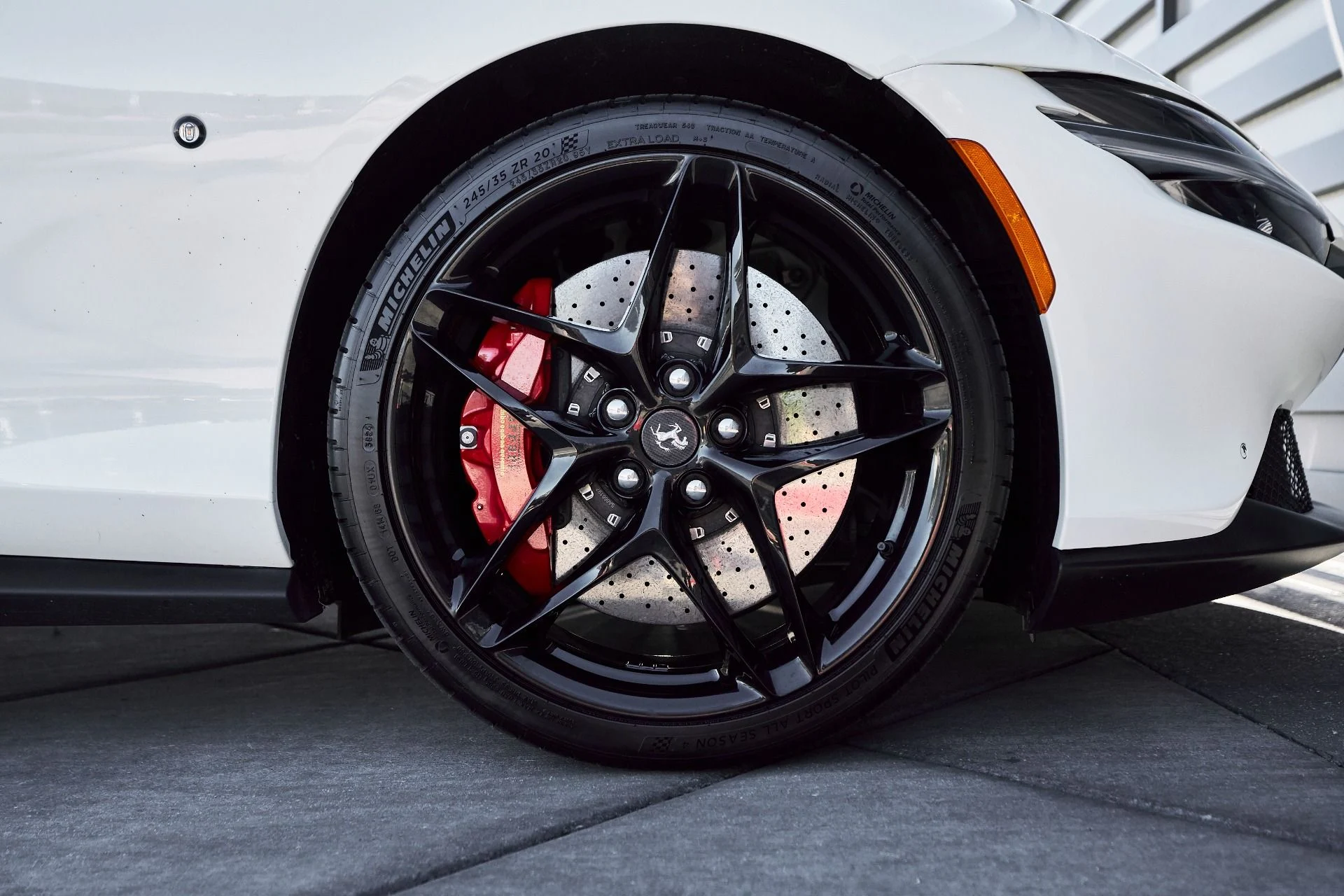 mph025_3834737058_Used_2022_Ferrari_Roma_Base_1764637211_b3cee2aa25