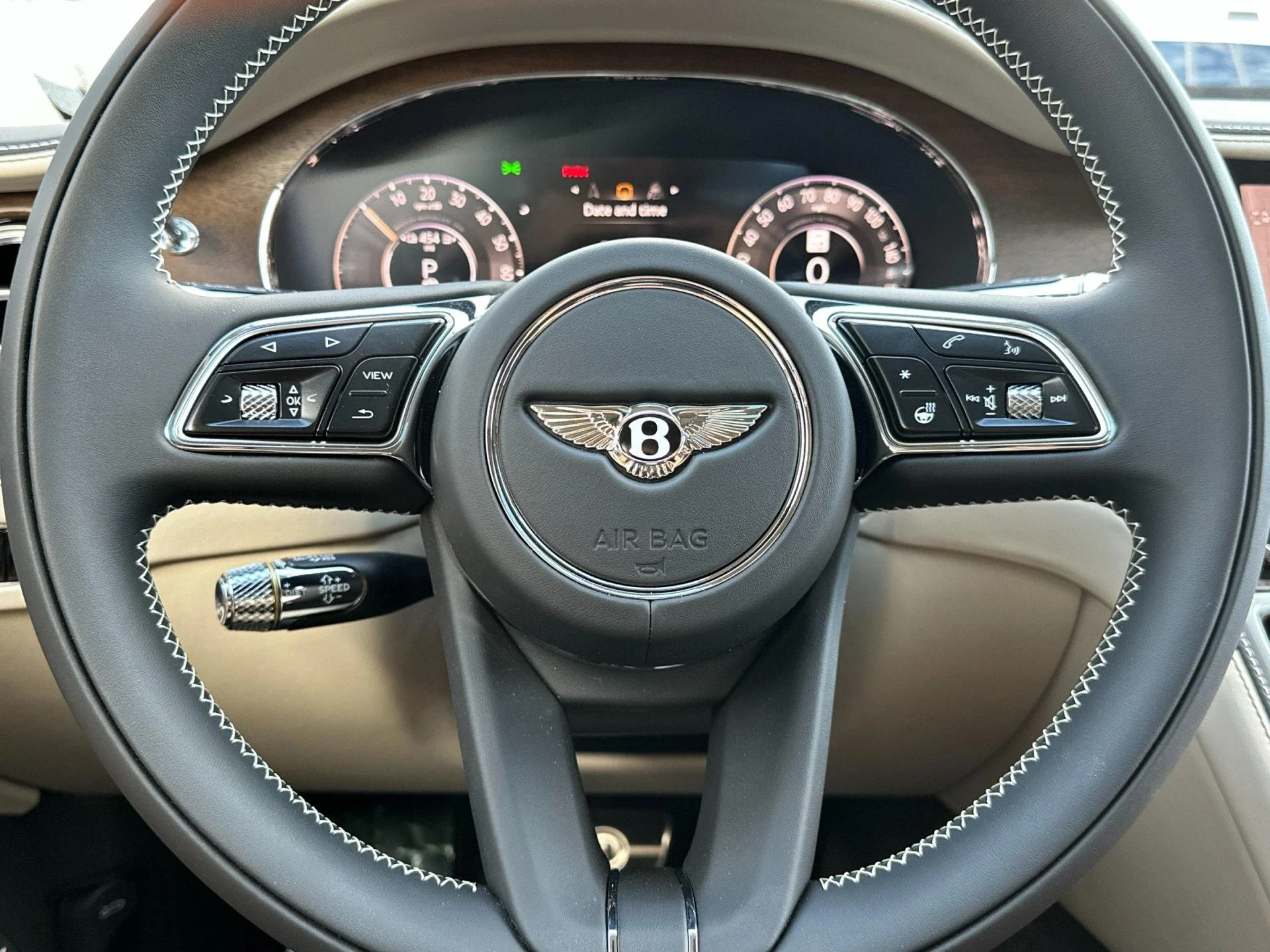 mph025_3836353890_New_2026_Bentley_Flying_Spur_1760604630_718bf1382e