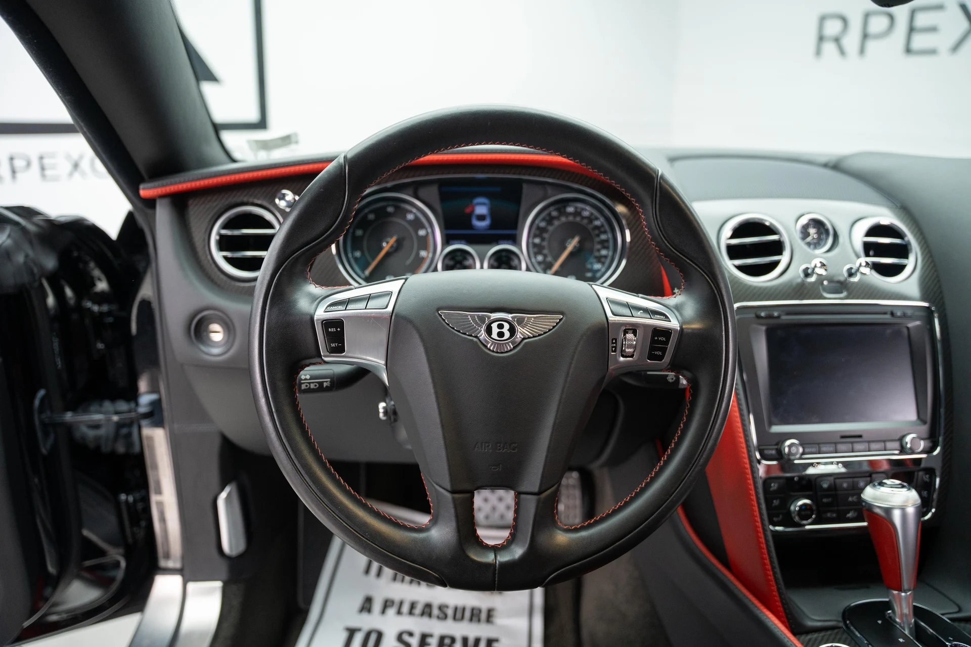 mph025_3840278740_CA_3533_interior_008_f817fc866f
