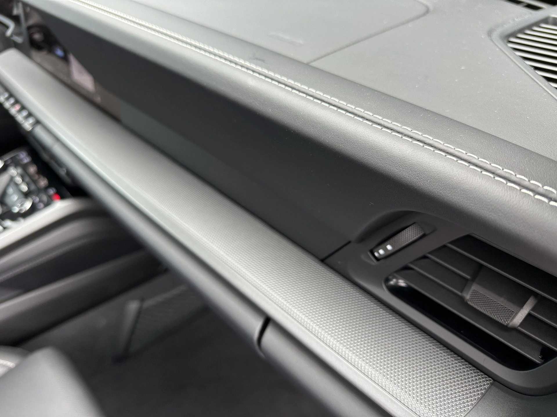 mph025_3840366146_7eebb40b7002e4c4757133ee3e8d6a34x_44e4e7f445