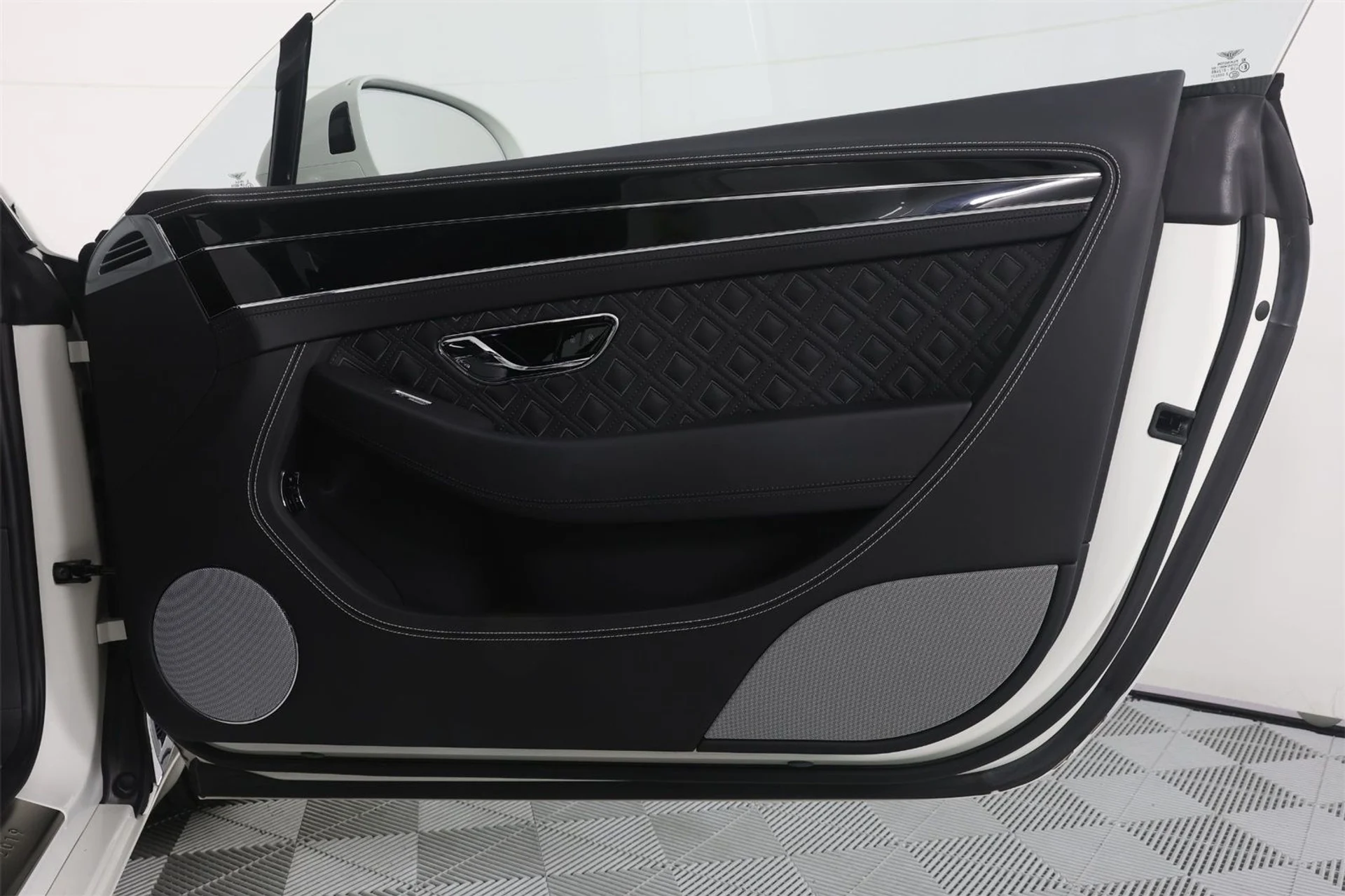 mph025_3841207455_6506c479640a77642b3fadc35397e0fe_cac6f77cbc