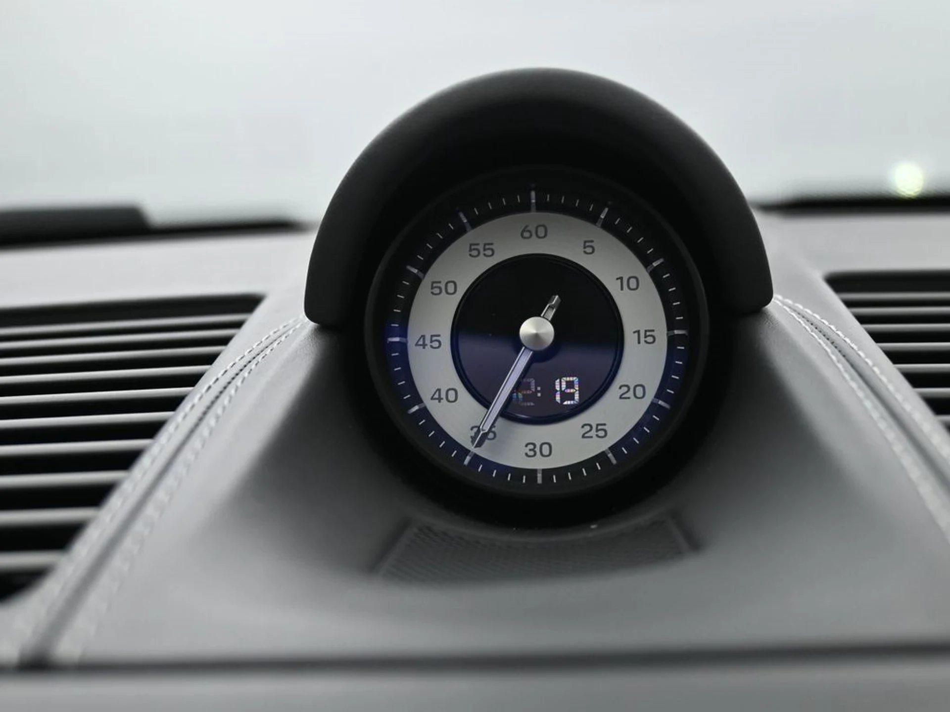 mph025_3841396100_fdfdd96c8d69dcf9476aead49ff9a2a0_61c931c658