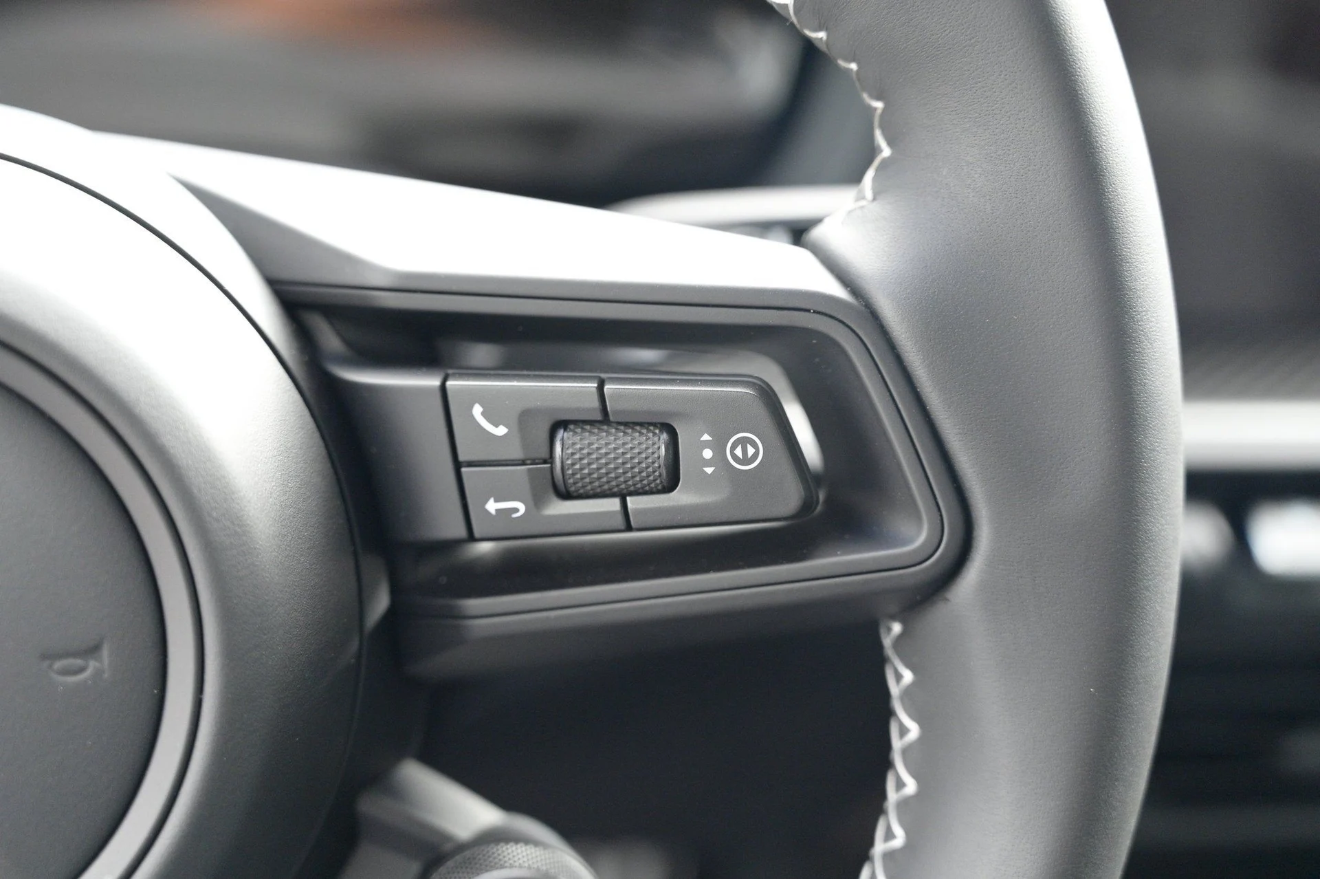 mph025_3853773872_c3e79acad1ff4aabb0df5c9e1153c99b_9b2fe7cfb7