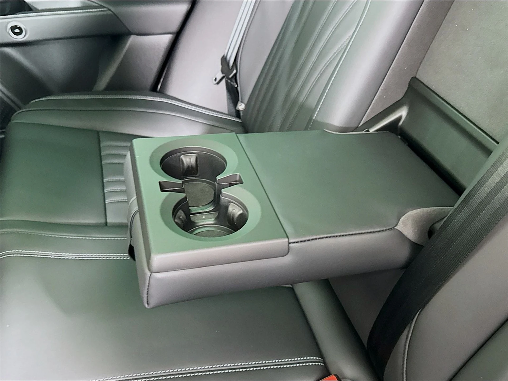 mph025_3860112543_6fab5bac2670e03f9efc36f3f479948dx_e0bfca8baa