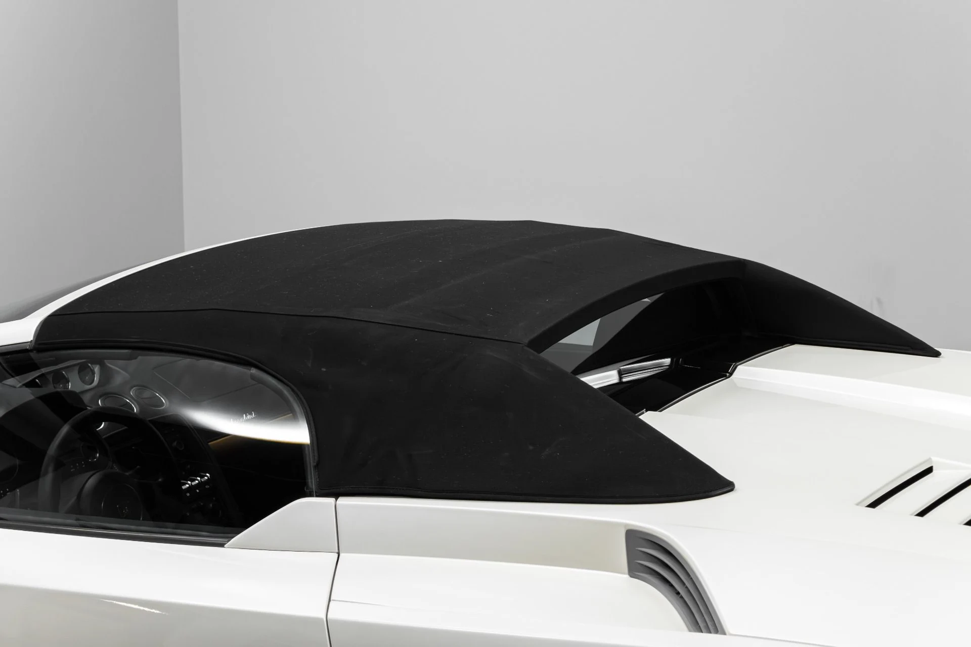 mph025_3861633824_Used_2010_Lamborghini_Gallardo_LP_560_4_Spyder_1766547982_64c097c4b4