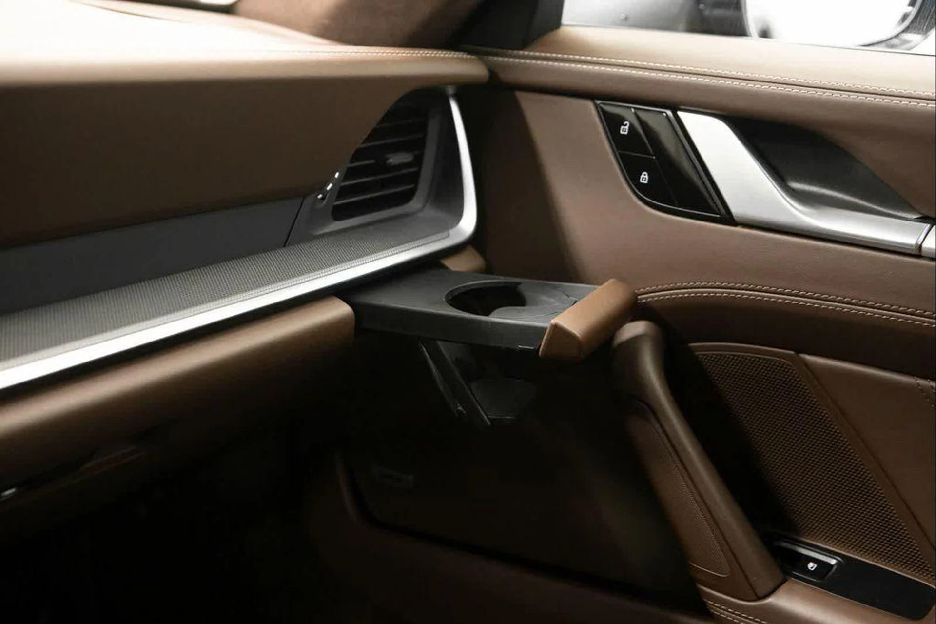 mph025_3867145413_Xxefss7rd_IST_Ou_Jb_O5_C_Hf_X2_K70o_3021da76c3