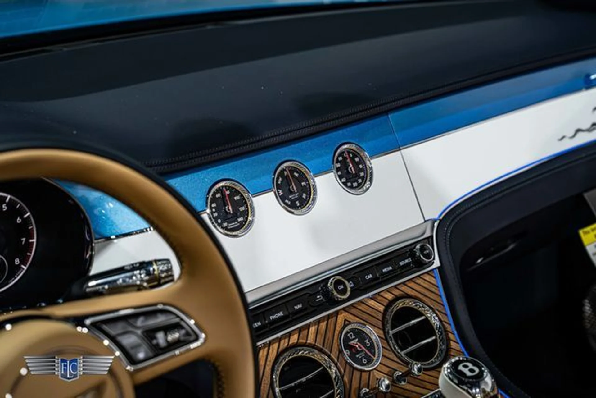 mph025_3869986031_used_2023_bentley_continental_9689_23090376_30_640_497ee5ee0f
