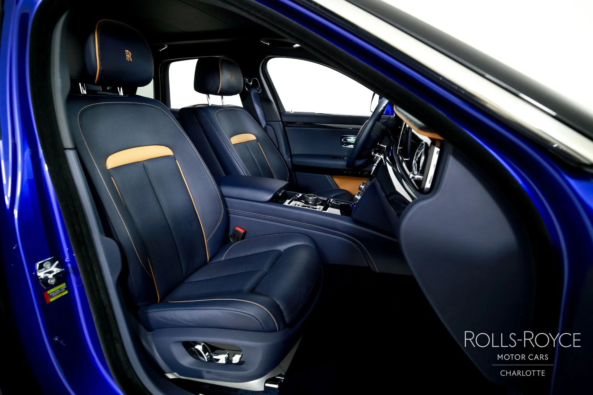 mph025_3871149363_Used_2022_Rolls_Royce_Ghost_1751579647_f2506a34c9