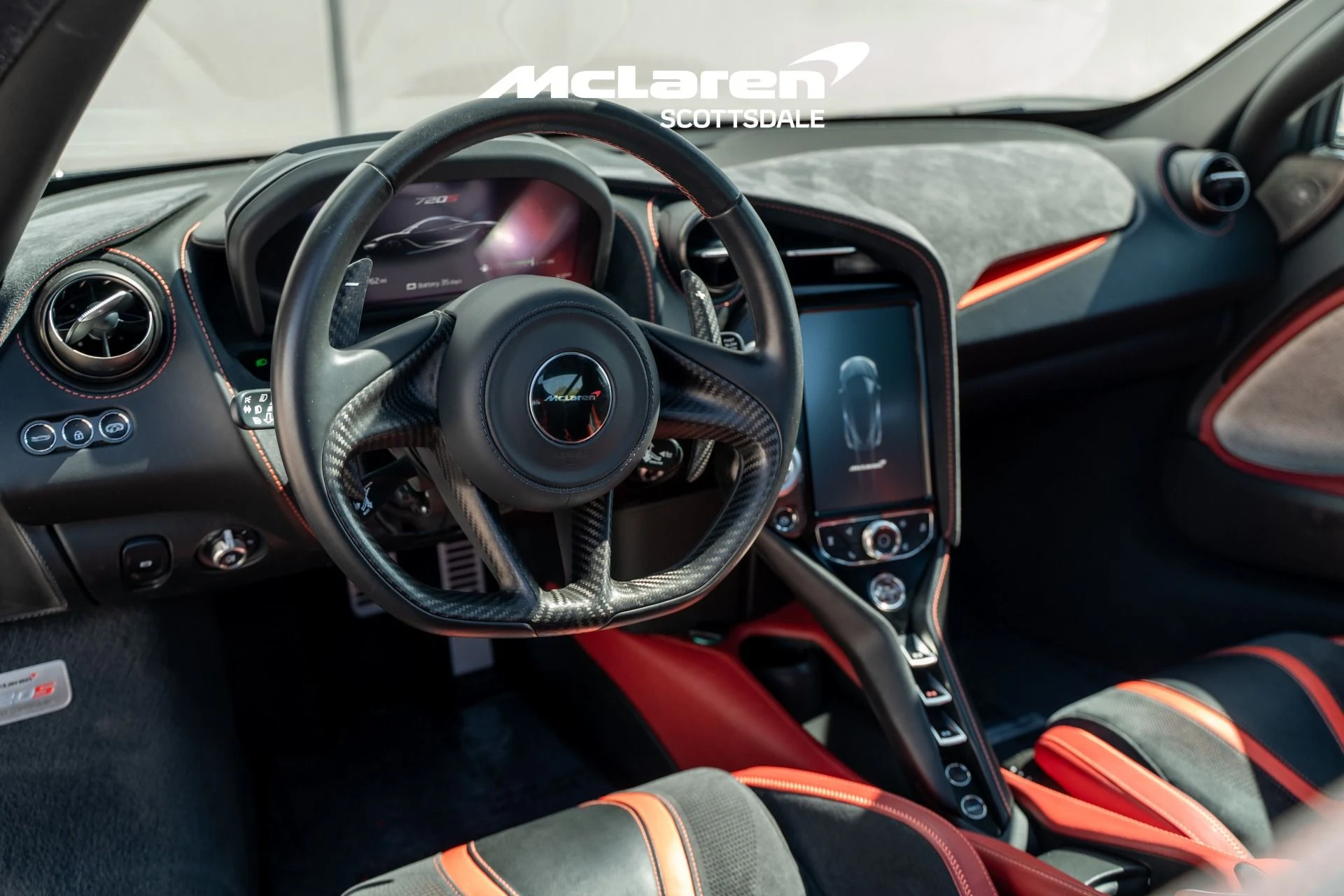 mph025_3872602806_Used_2018_MCLAREN_720_S_1754612410_beef4d5cd6
