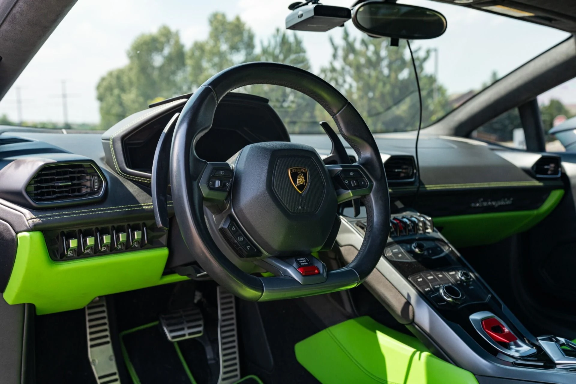 mph025_3874133408_Used_2017_Lamborghini_Huracan_LP_580_2_Spyder_1783359023_0dc11ebfde