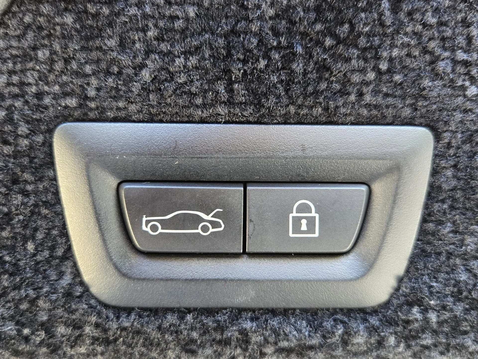 mph025_3902202649_f0c3ea83f8d2b5ce260f3b9aeffc99bex_97d6b72de6