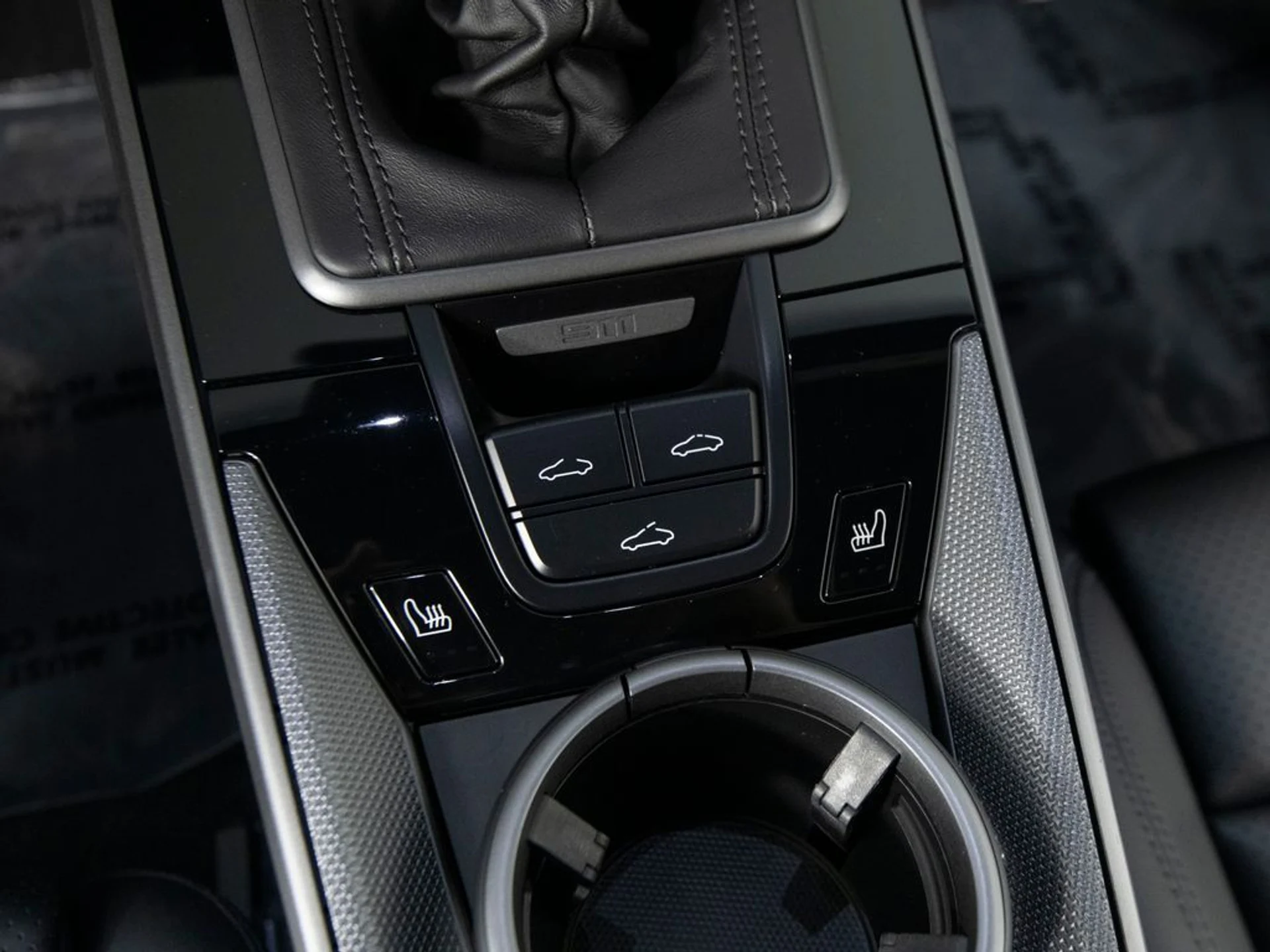 mph025_3906972713_b774c16edd4b400457adb31b86698d32x_0accd535f7