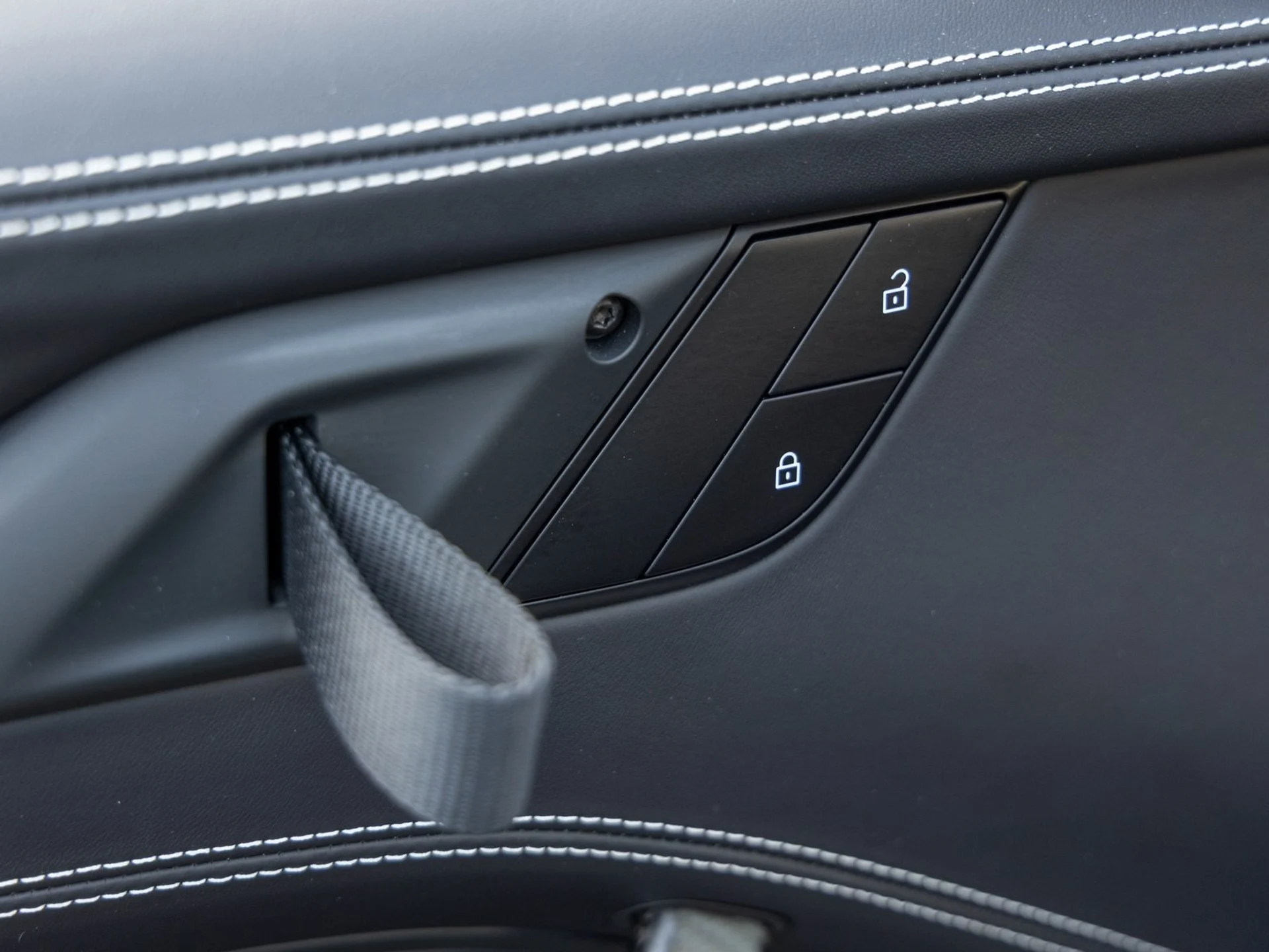 mph025_3908114783_26_b12e367720