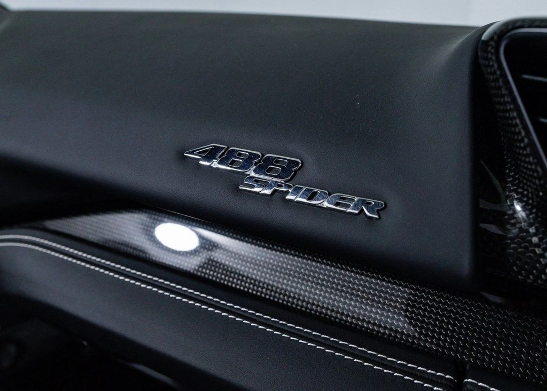 mph025_3919974643_156484b6776f63c5abc2dda6ee5bd7c3_369307398f