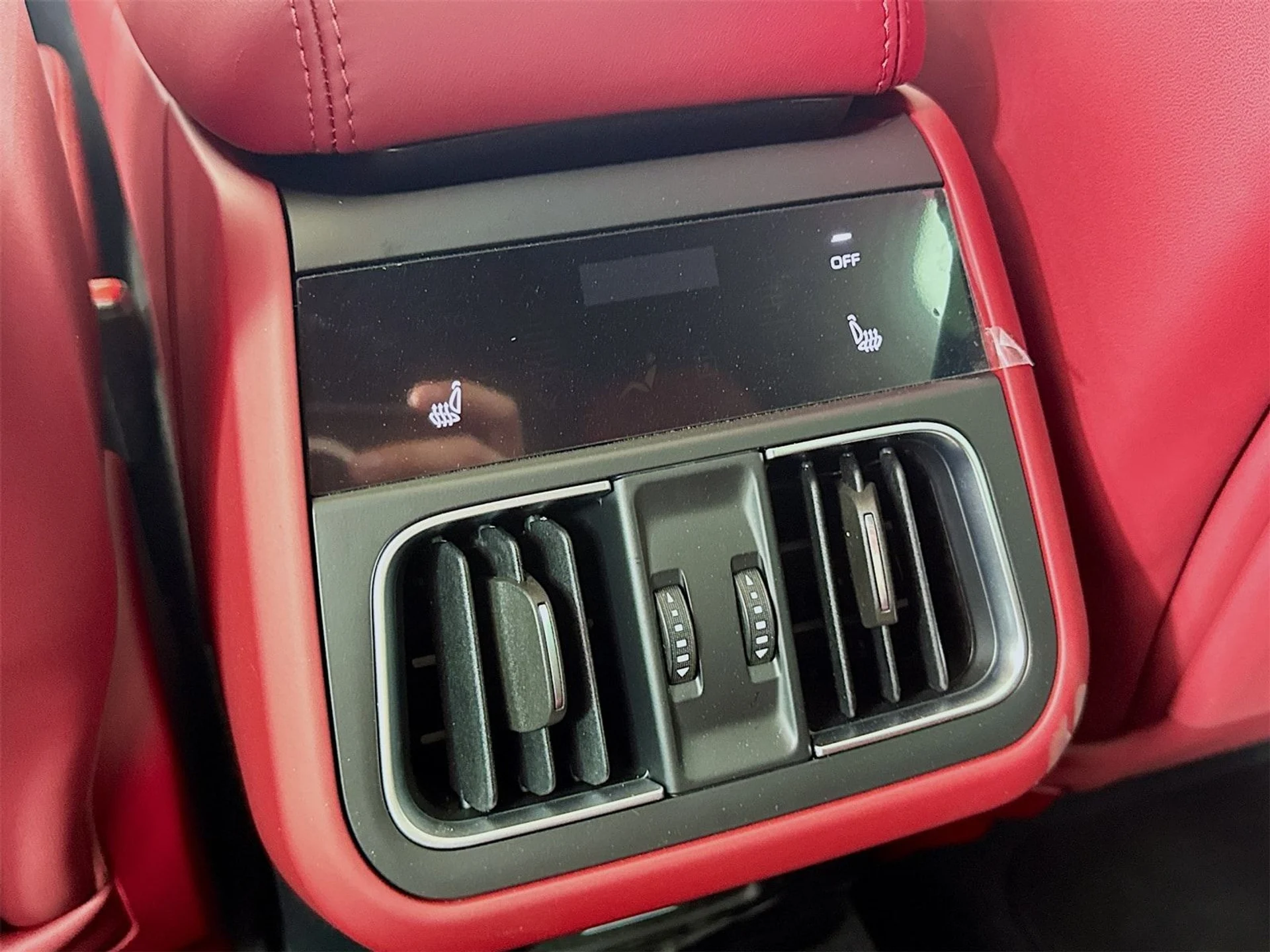 mph025_393703112_f409275a05ae5930eb07a47ef3f5bb4bx_93d4befcd6