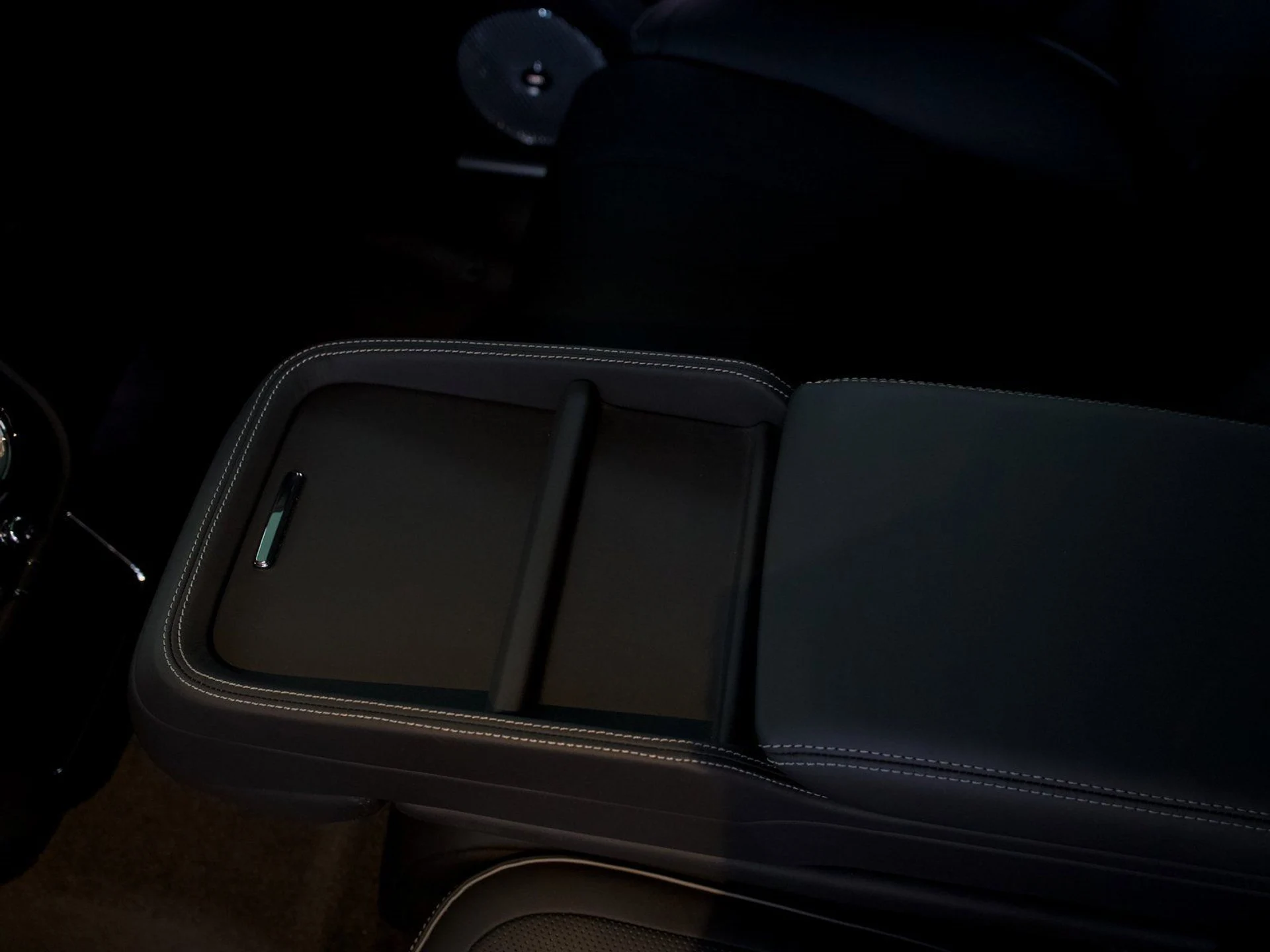 mph025_3939434649_2c5baf8aea044e998816fc79b2d9eaa4_4542edbbed