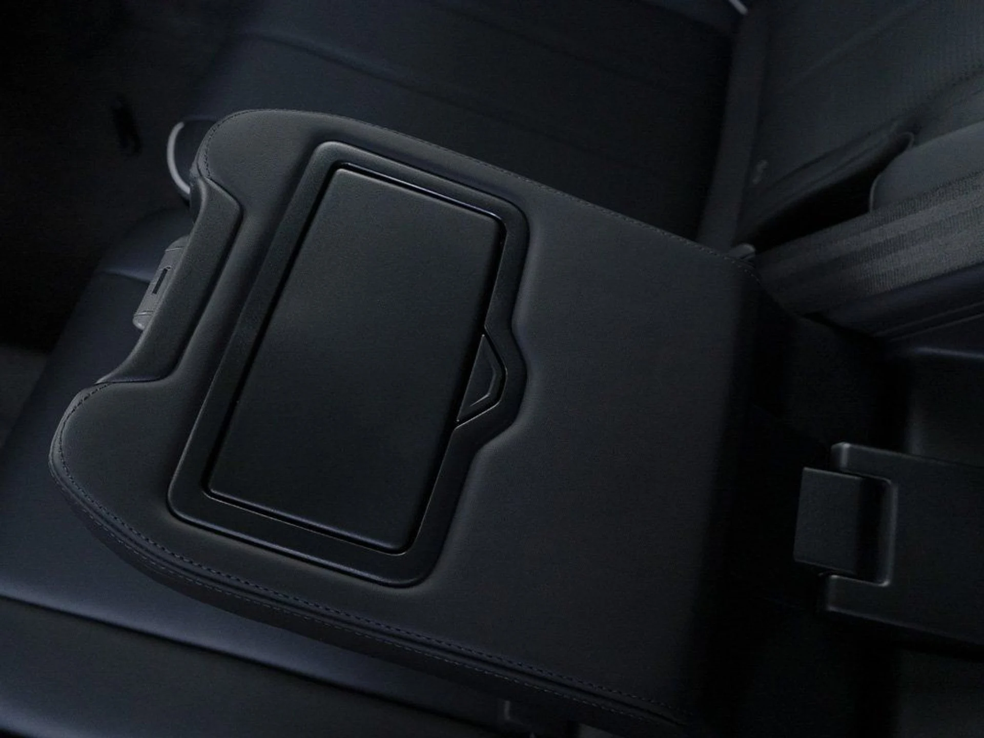 mph025_3945355035_443679cd04c84a7aa5b2db471dab7ebe_4df9503761