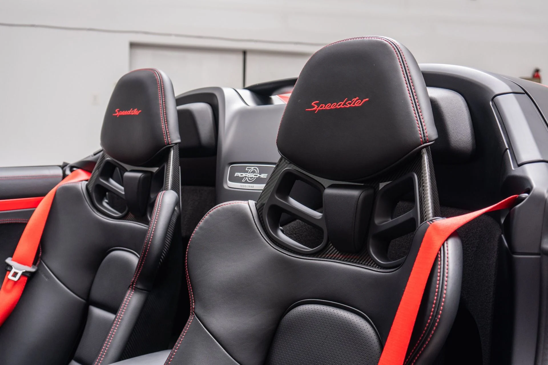 mph025_3945511195_Used_2019_Porsche_911_Speedster_1790632203_0f4fc2af78